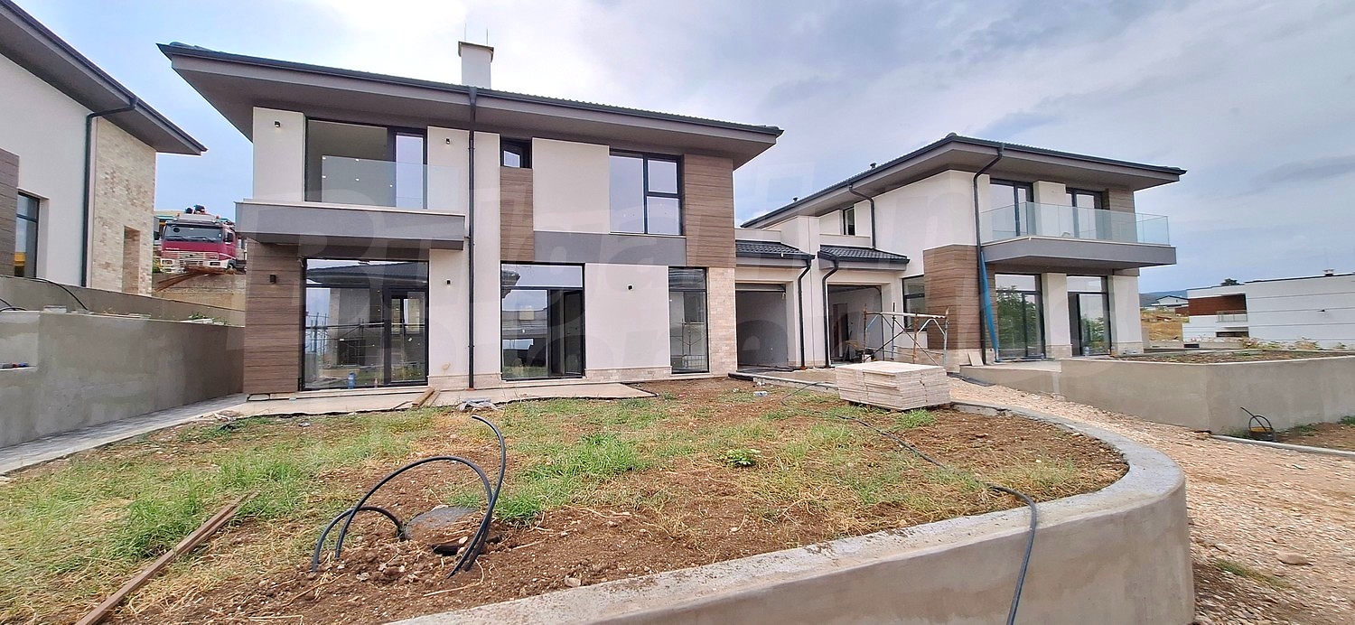 outside, facade, garden