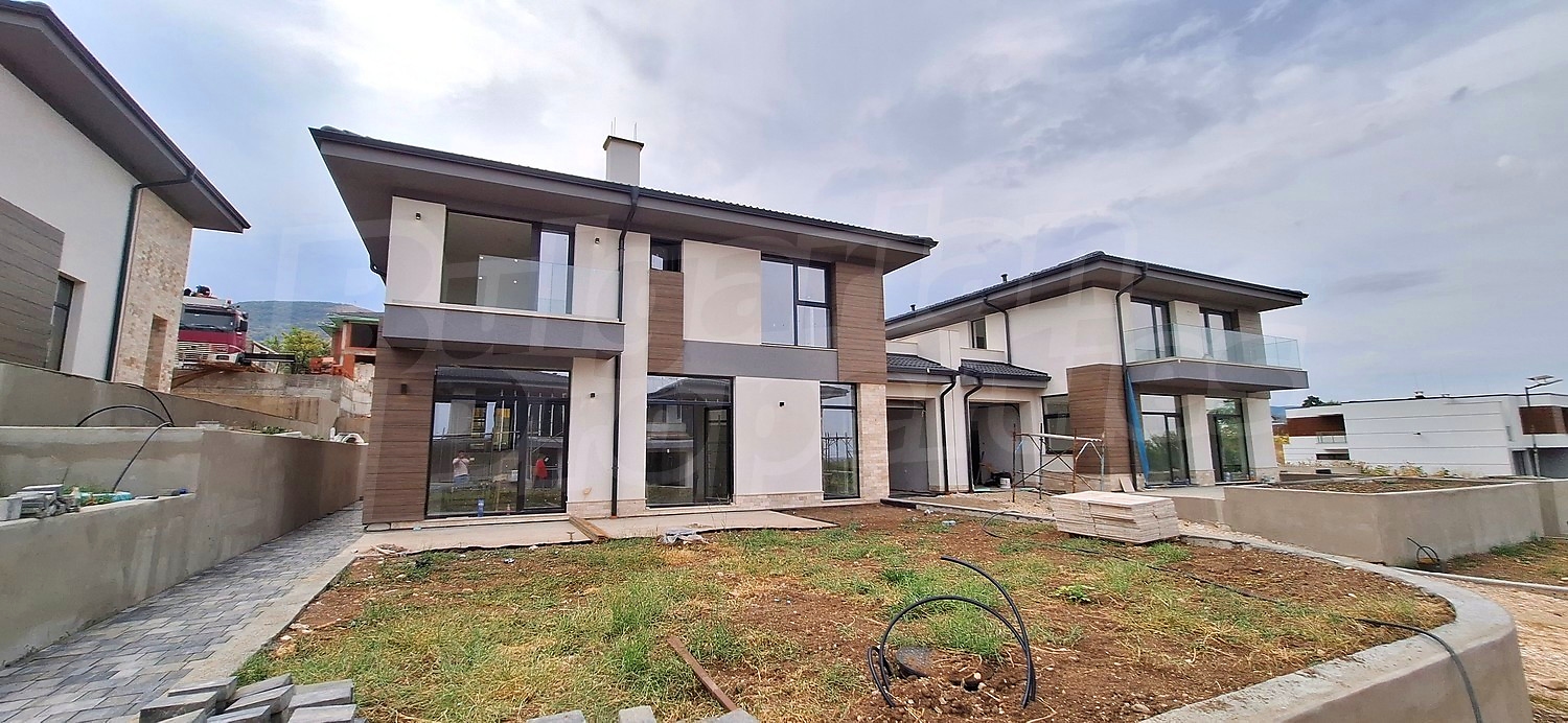 outside, facade, garden