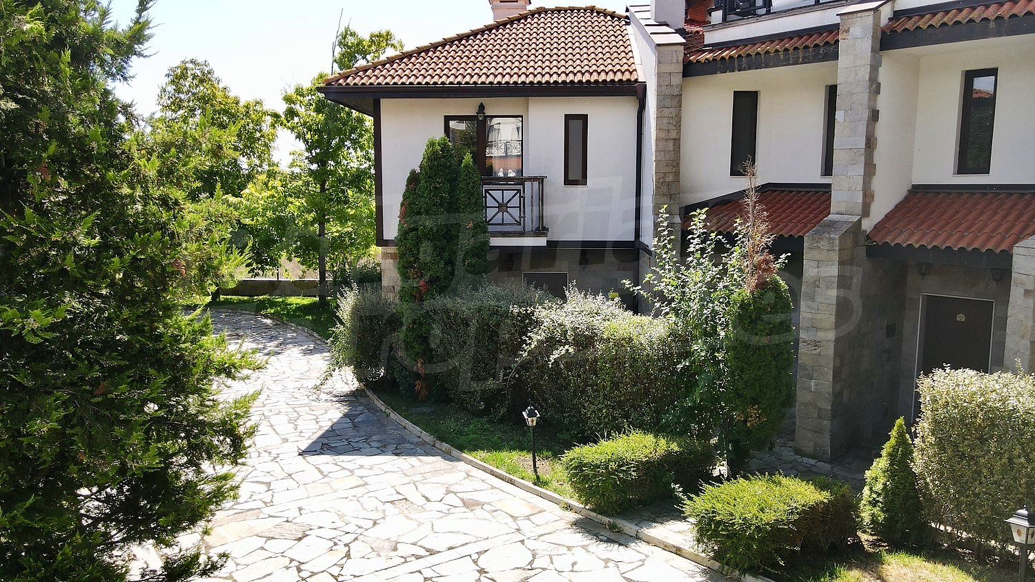 outside, facade, garden