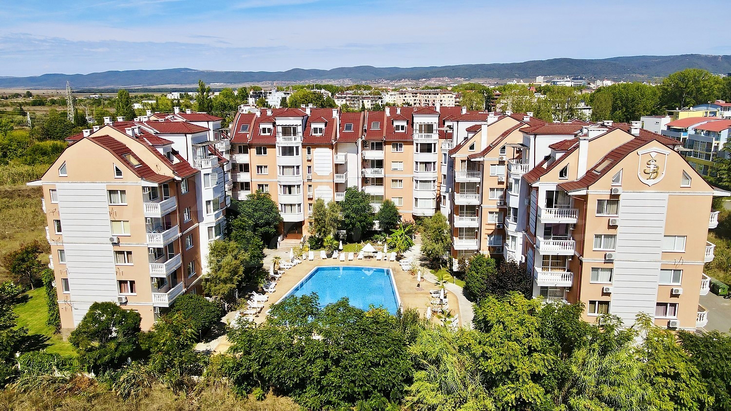 outside, facade, garden, pool