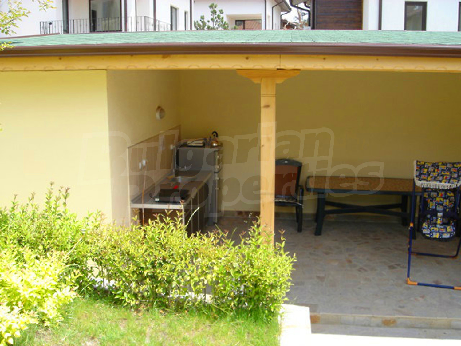 outside, furnished, garden