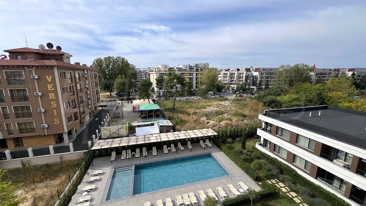 outside, pool, facade, parking
