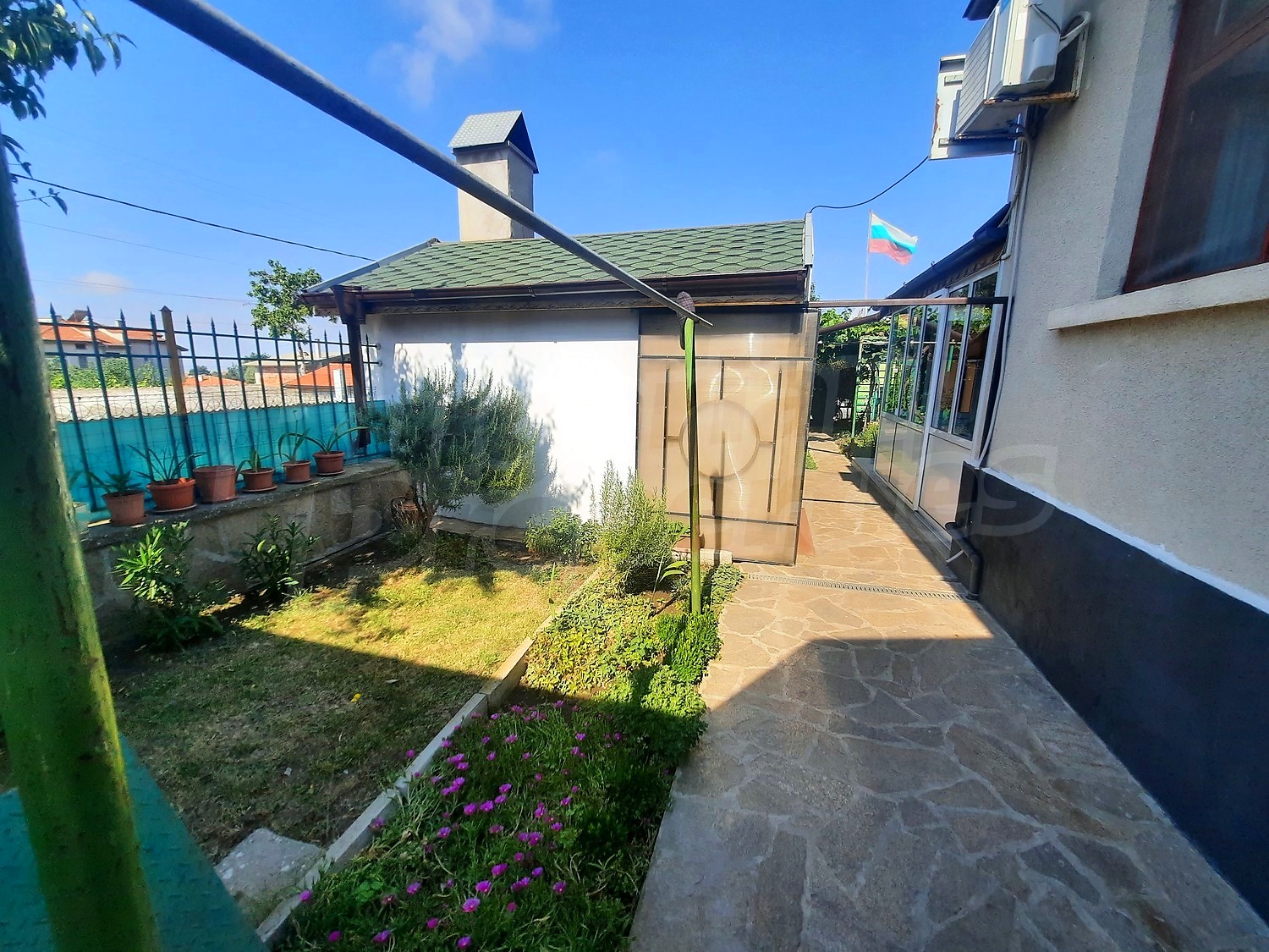 outside, garden