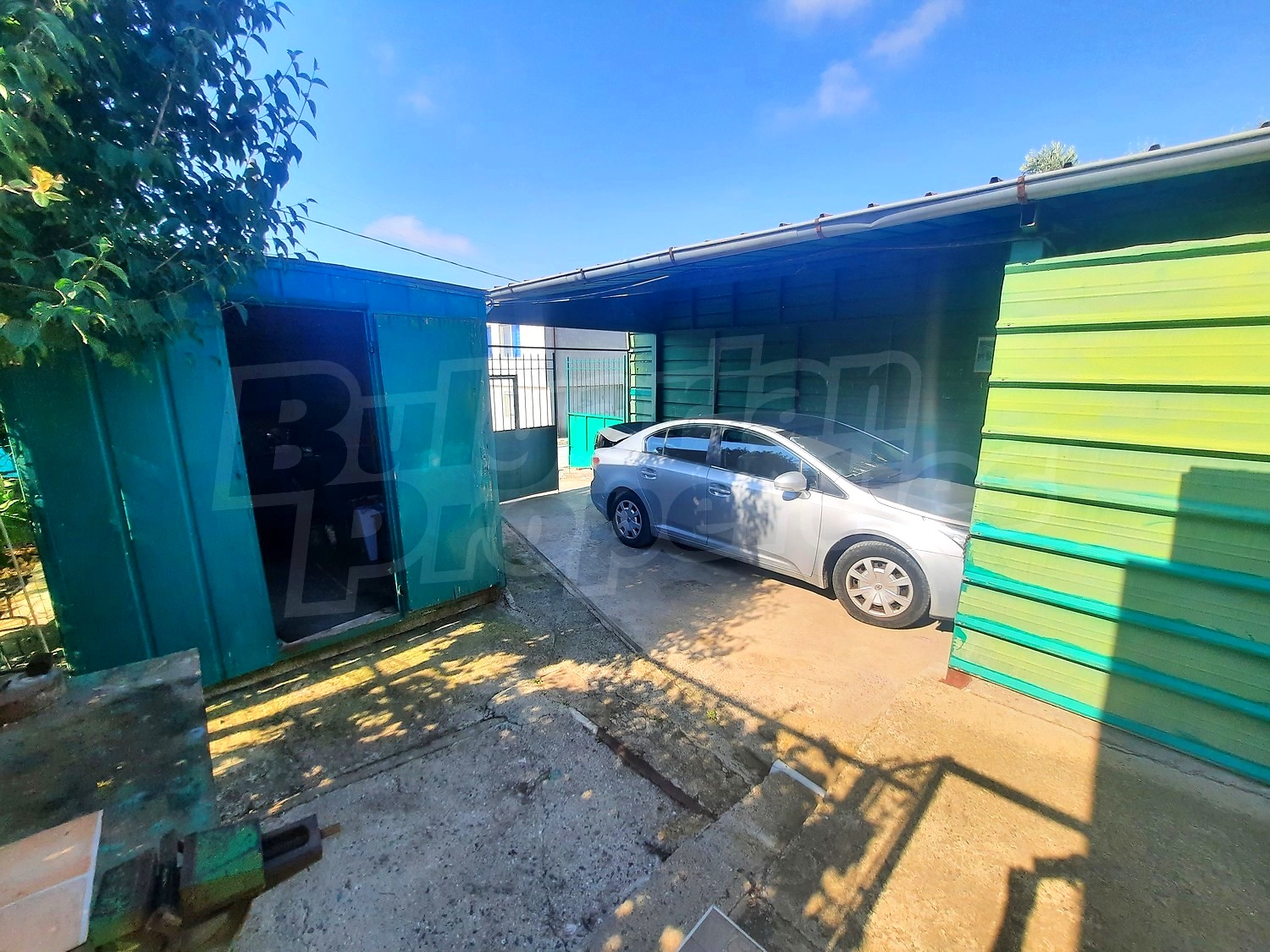 parking, outside