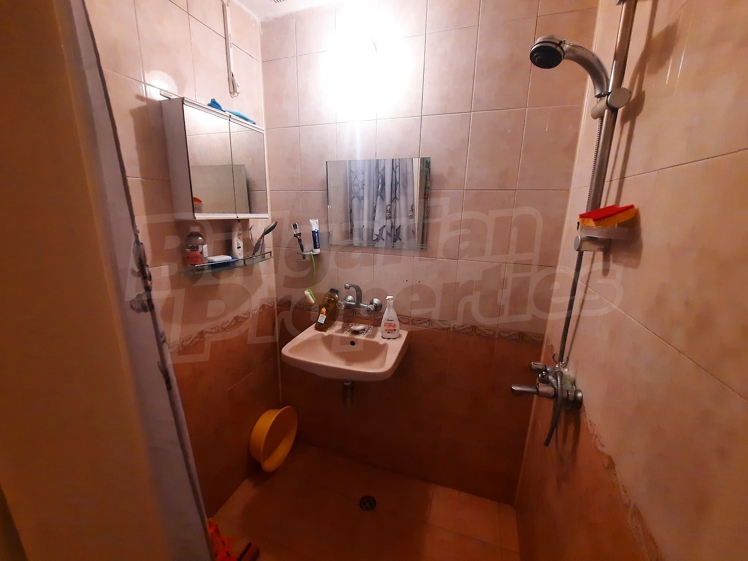 inside, bathroom