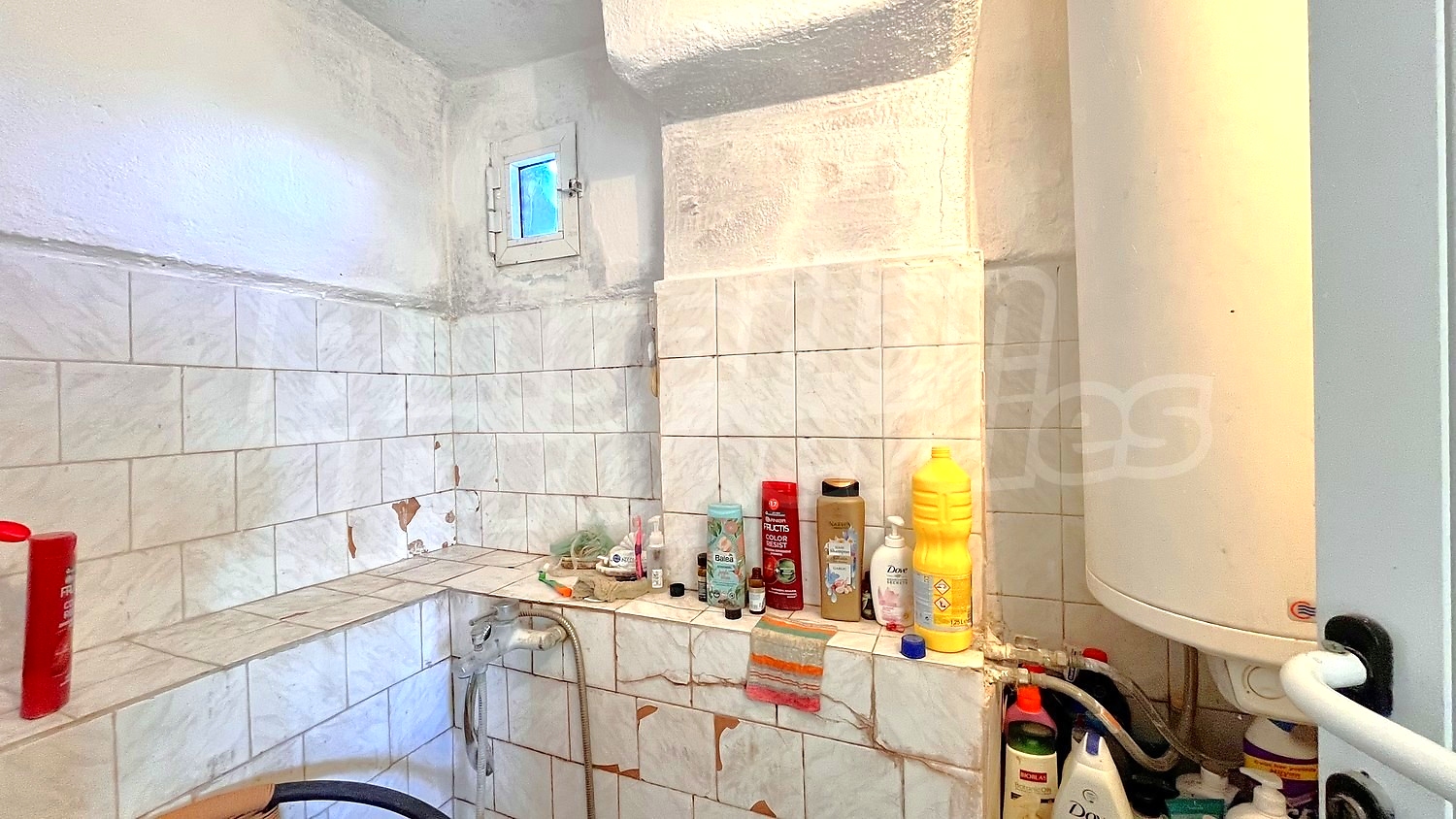 inside, bathroom