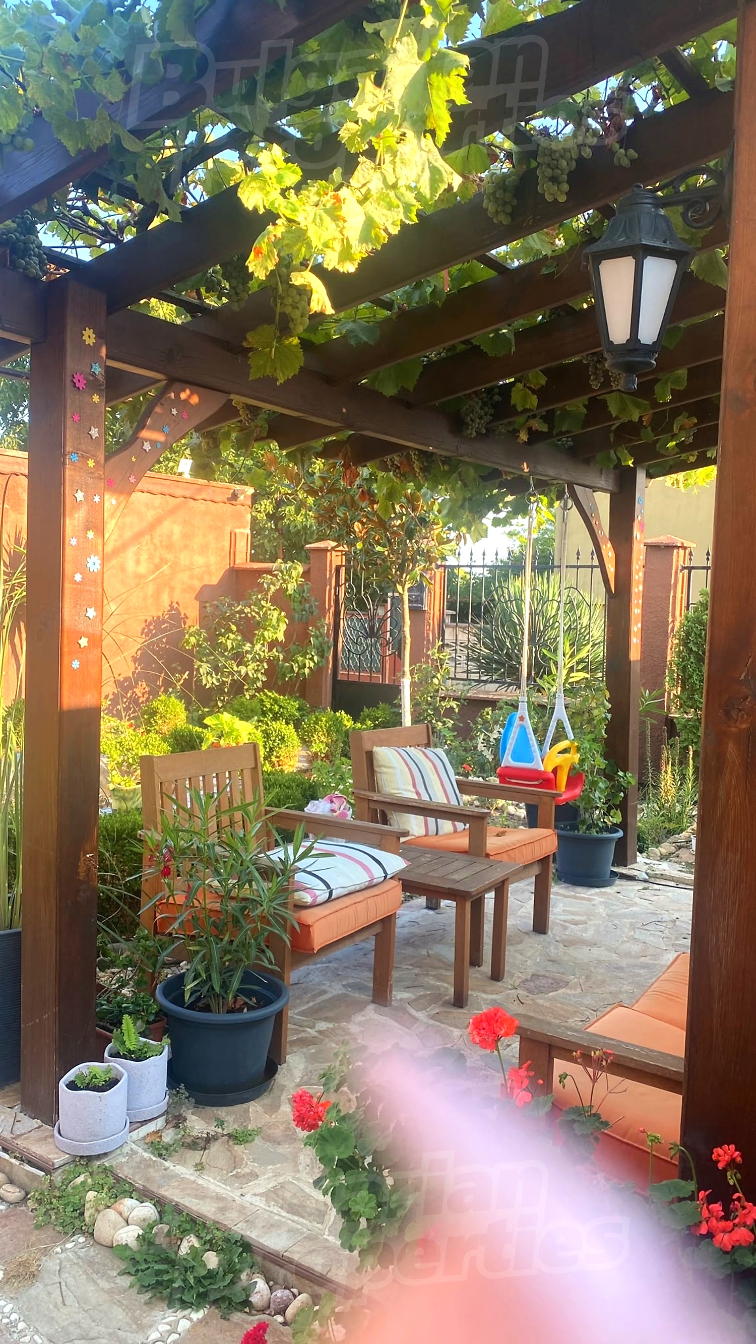 outside, garden, furnished