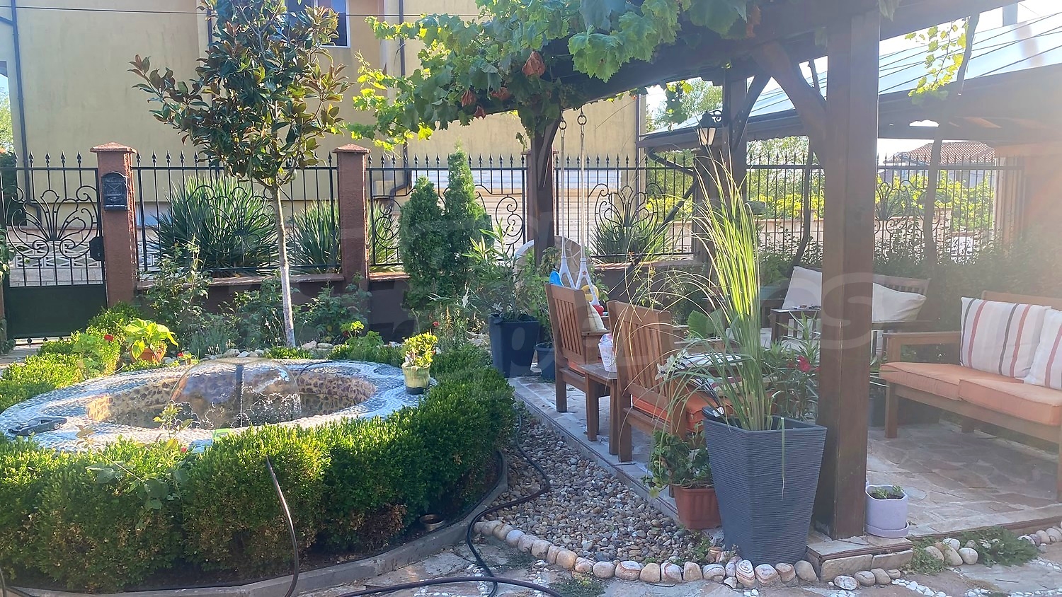 outside, garden, furnished
