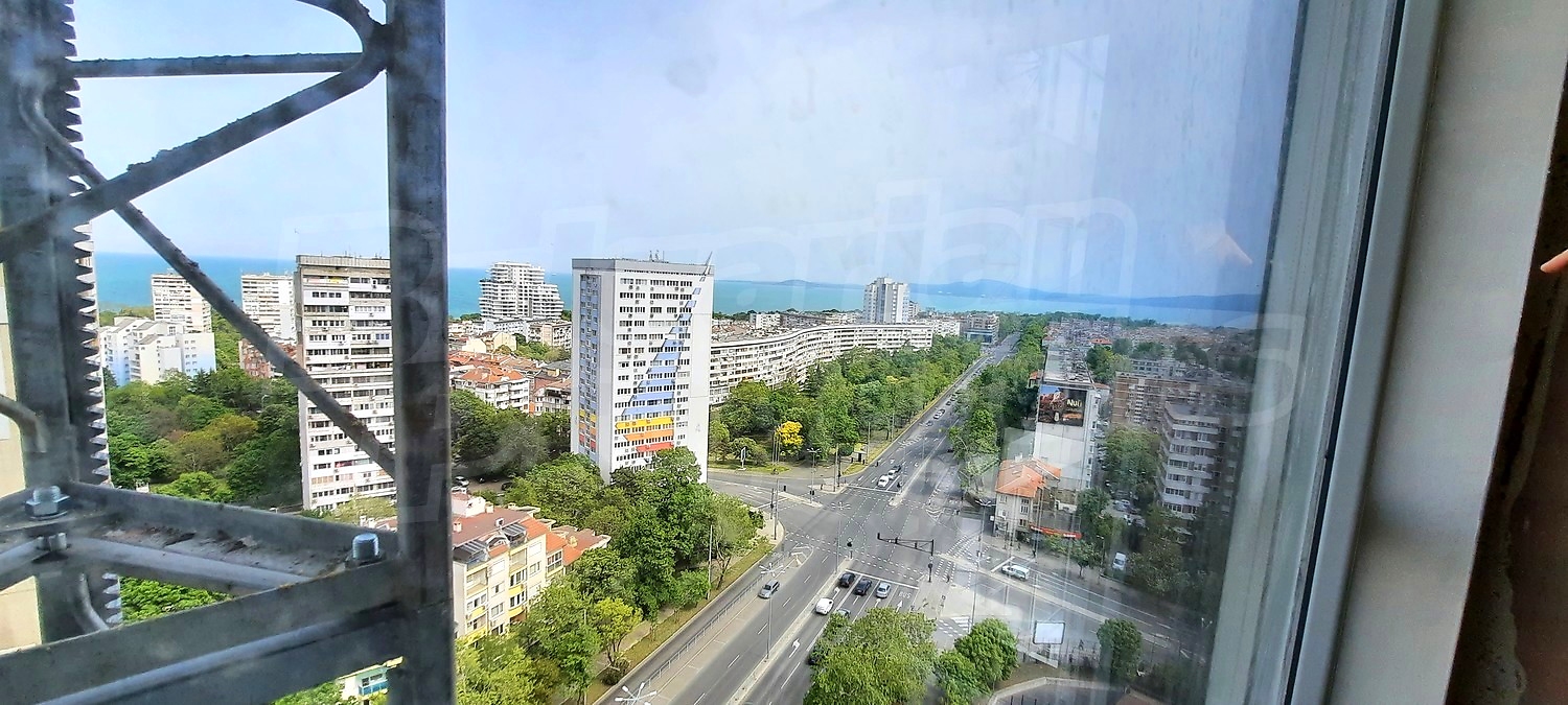 outside, view from balcony
