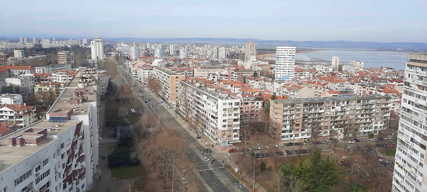 outside, view from balcony