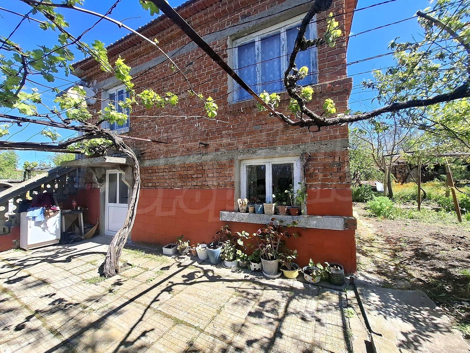 outside, facade, garden