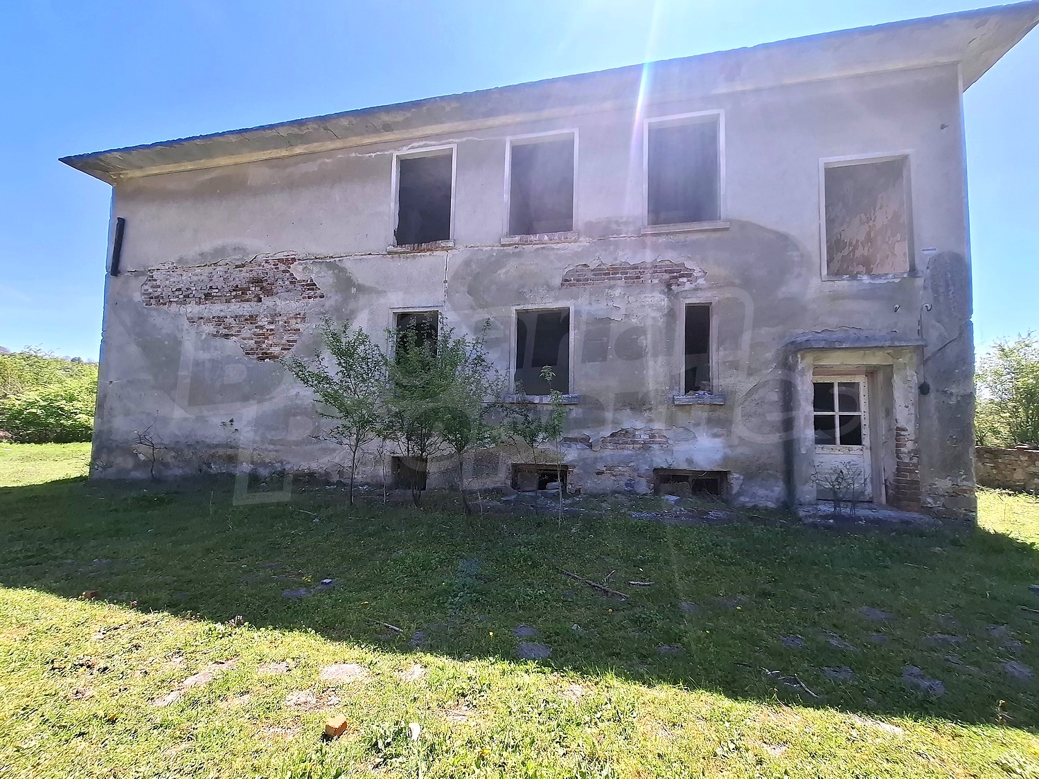 outside, facade, garden, green area