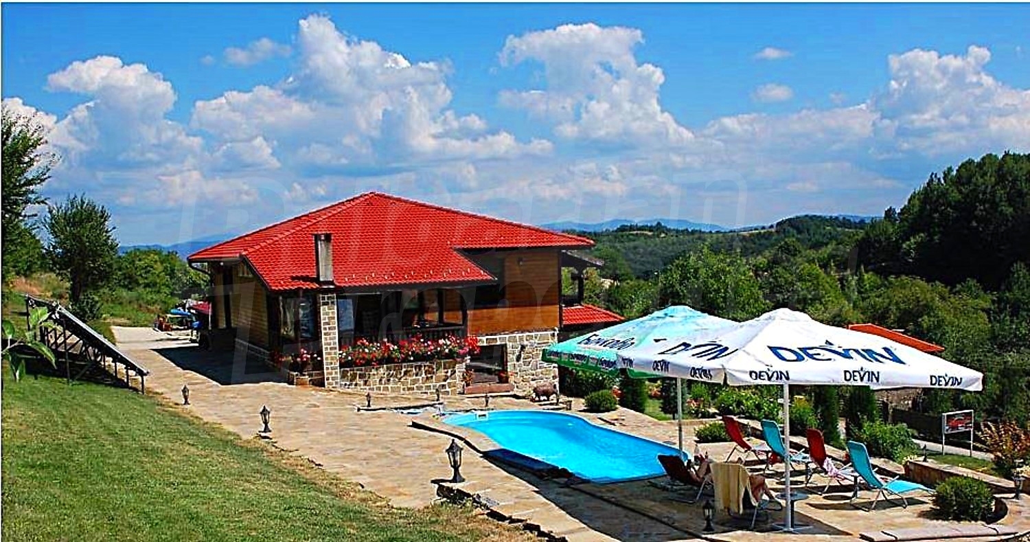 outside, pool, garden, mountain, green area