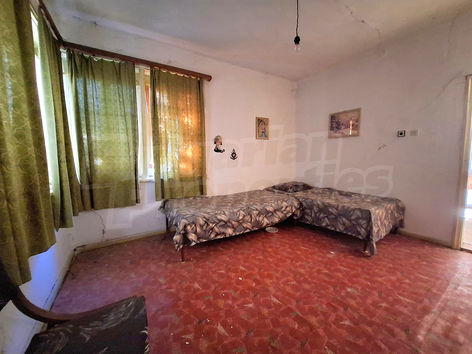 inside, bedroom