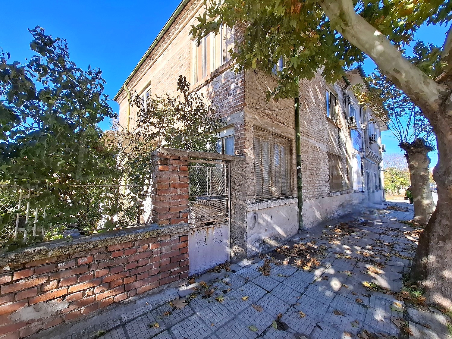 outside, facade, garden