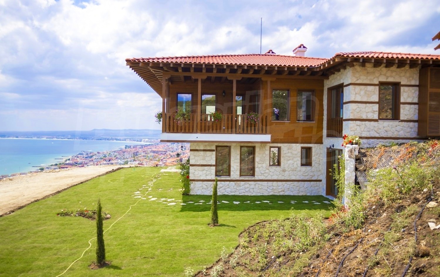 outside, facade, garden, sea, view from balcony