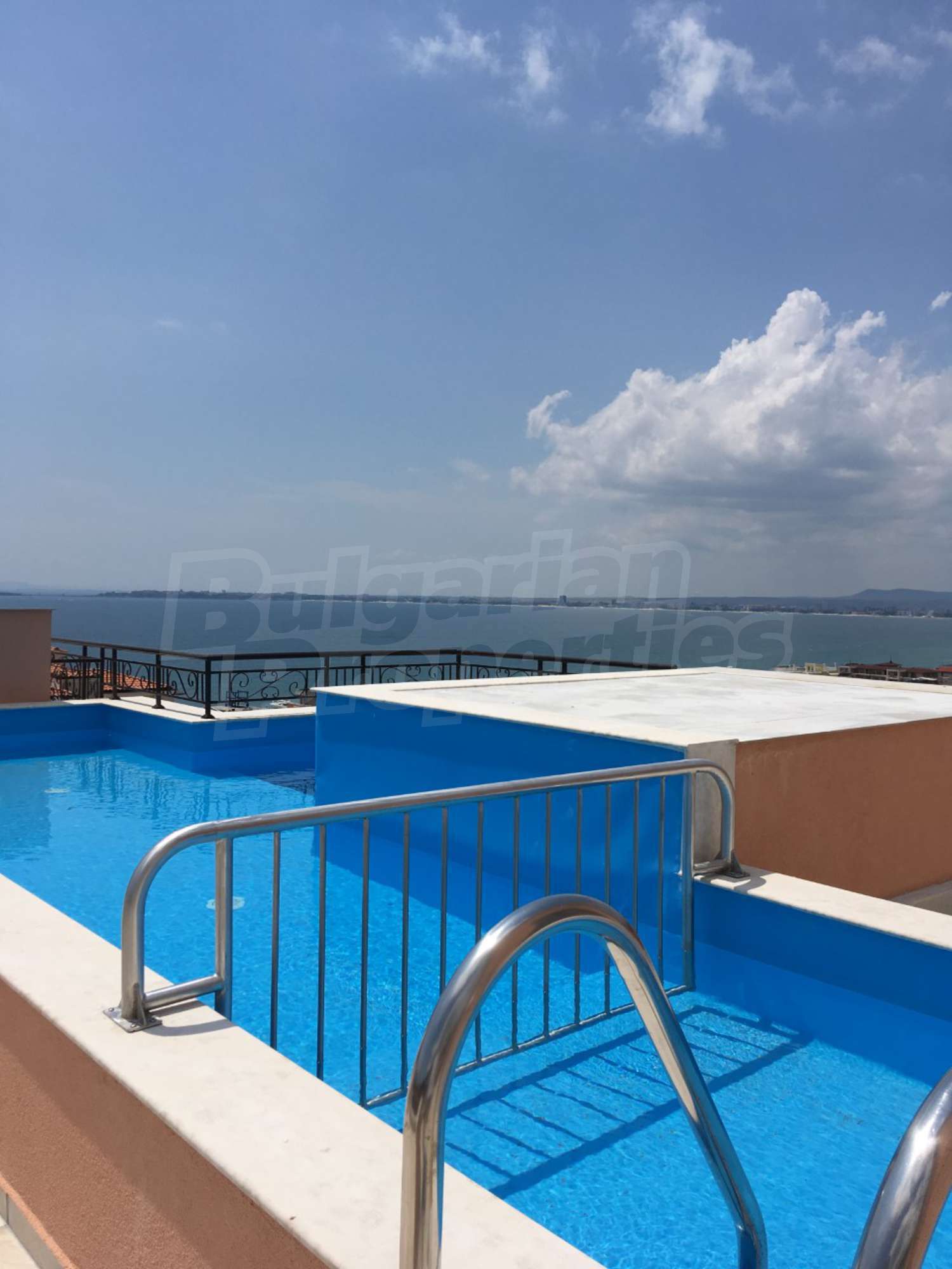 outside, pool, sea