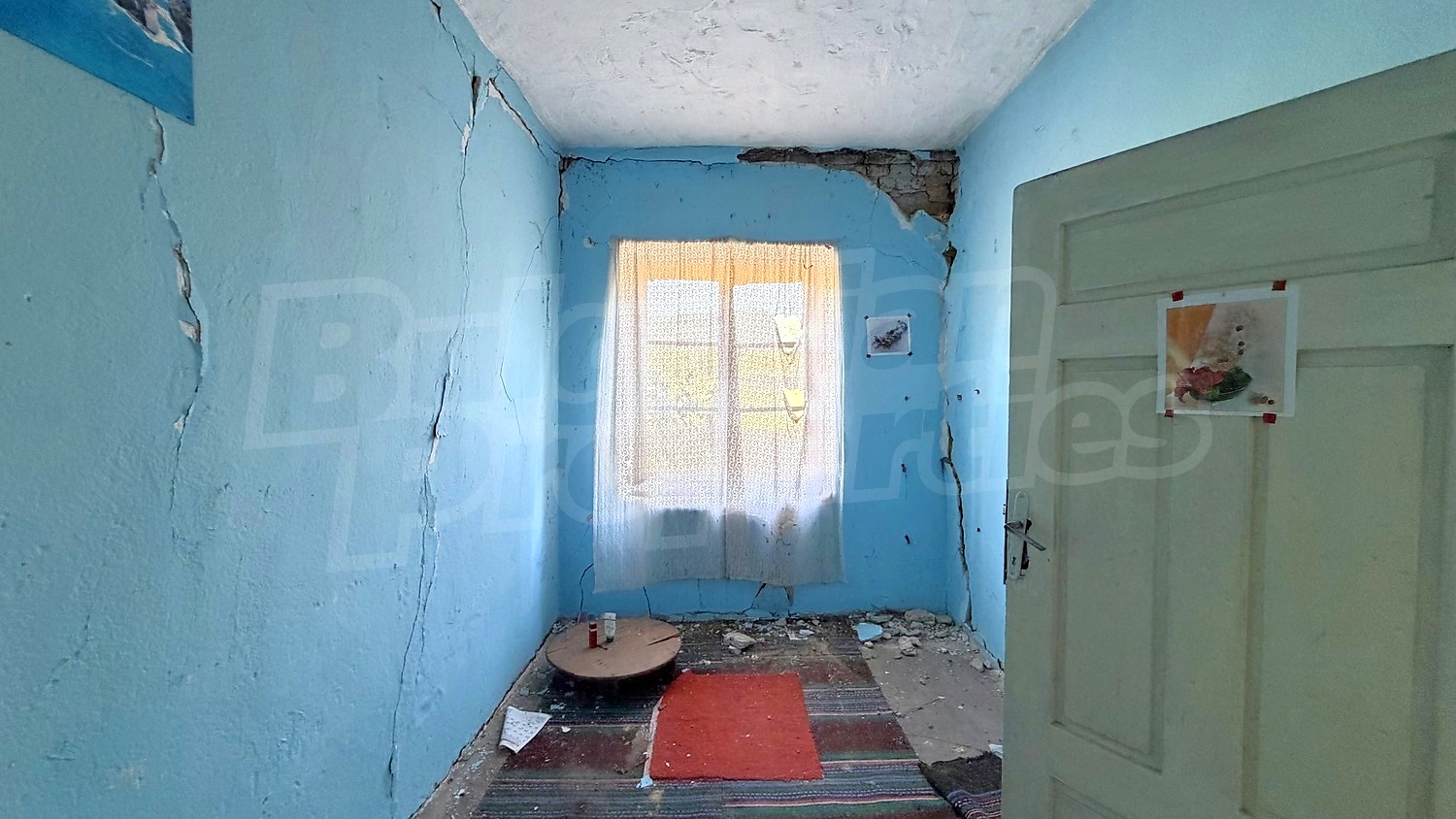 inside, bedroom