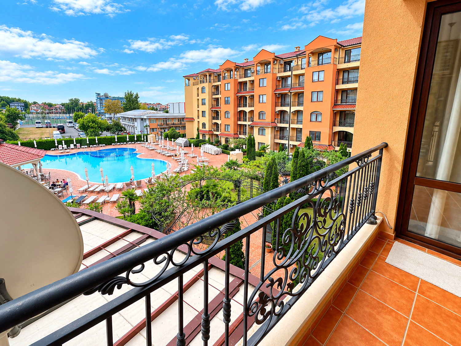 outside, view from balcony, pool, facade, garden