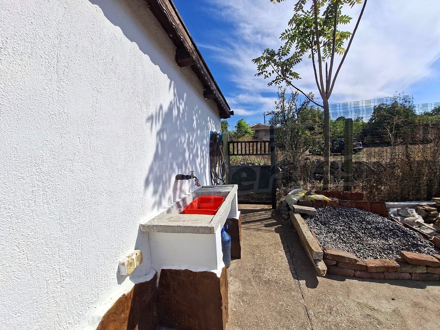 outside, garden