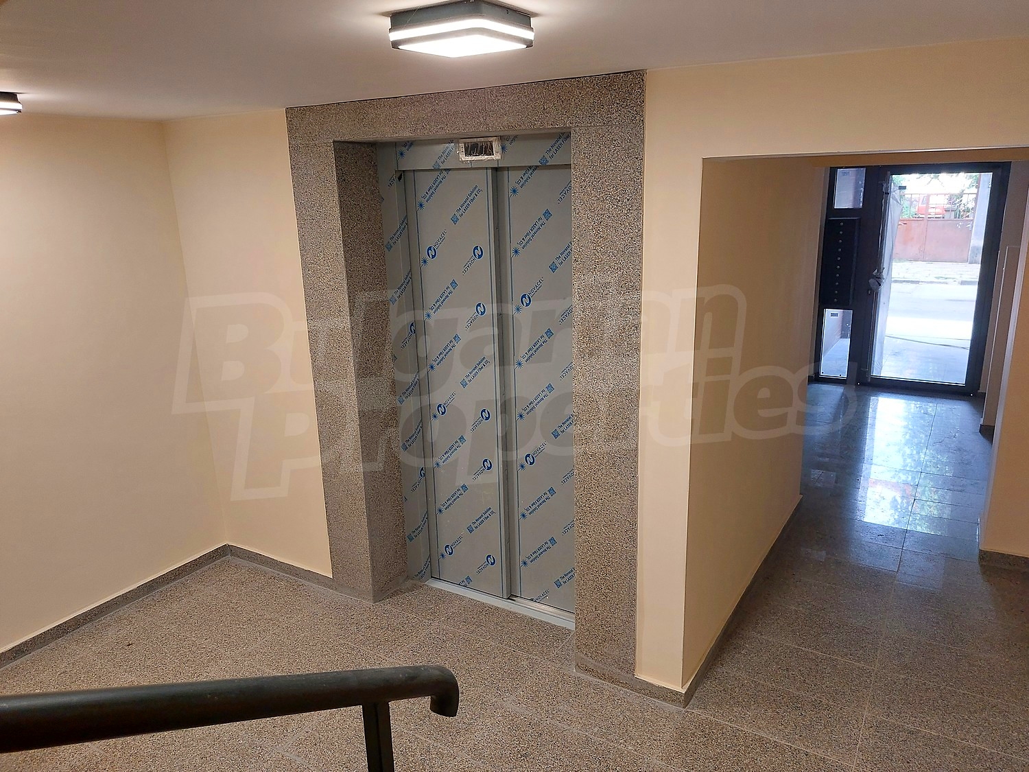inside, hallway, inside building entrance