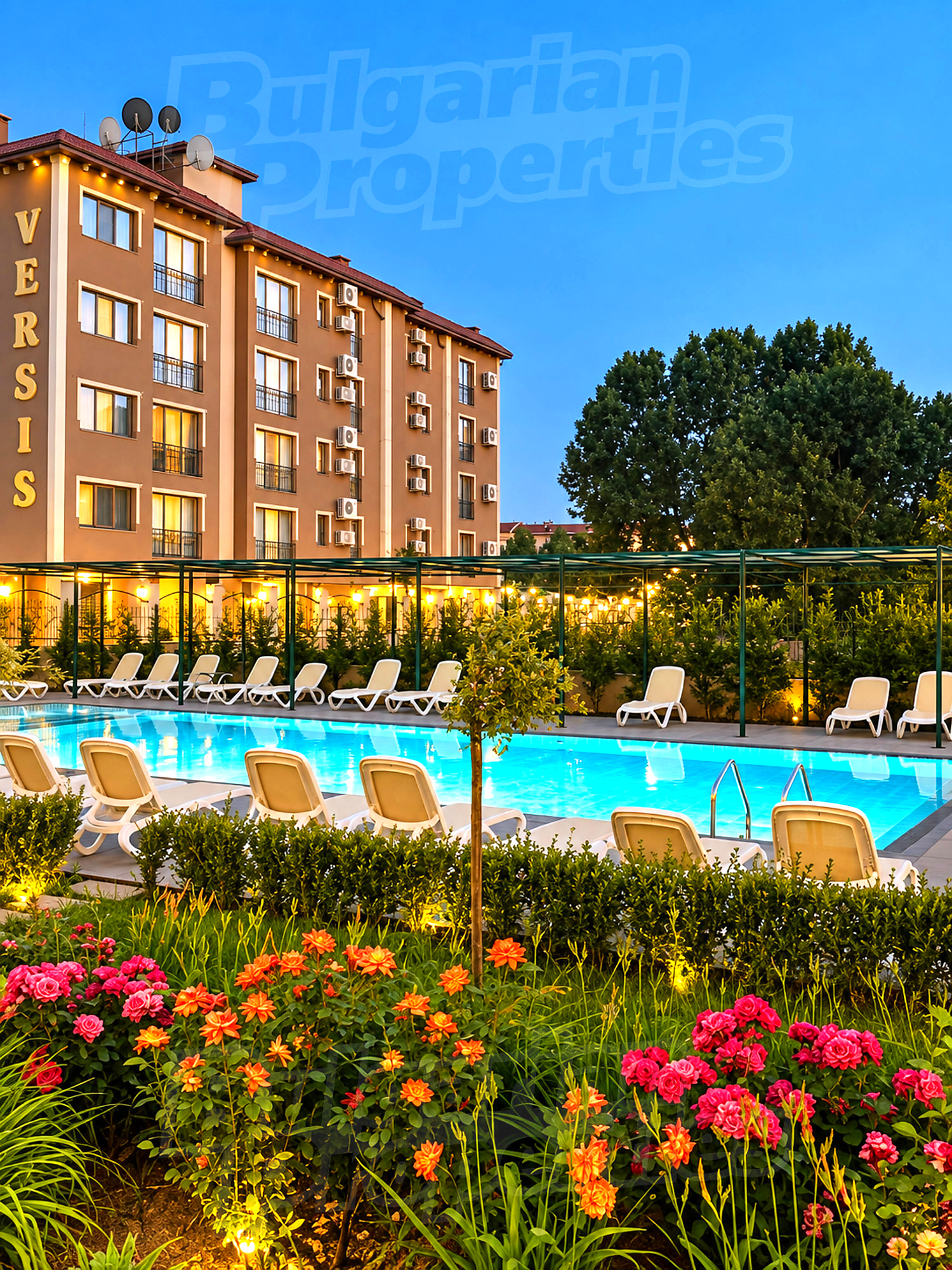 outside, pool, garden