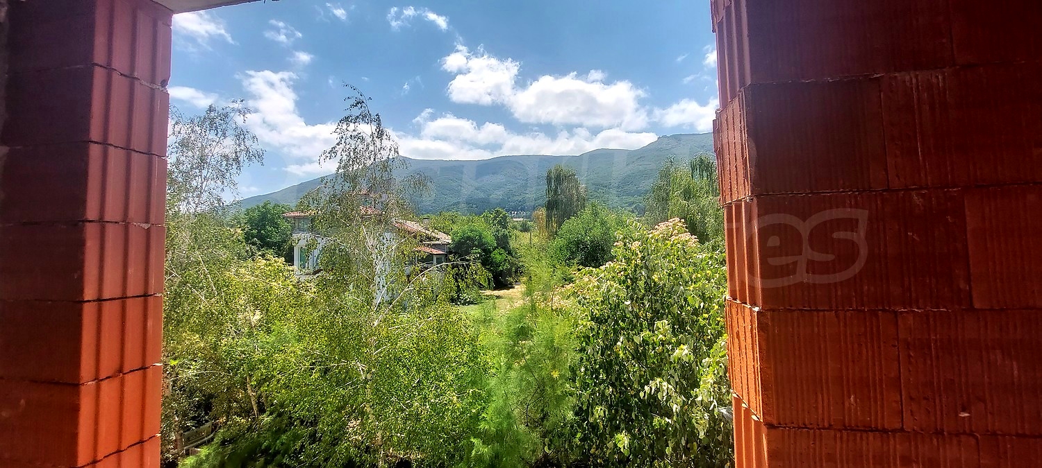 outside, mountain, green area