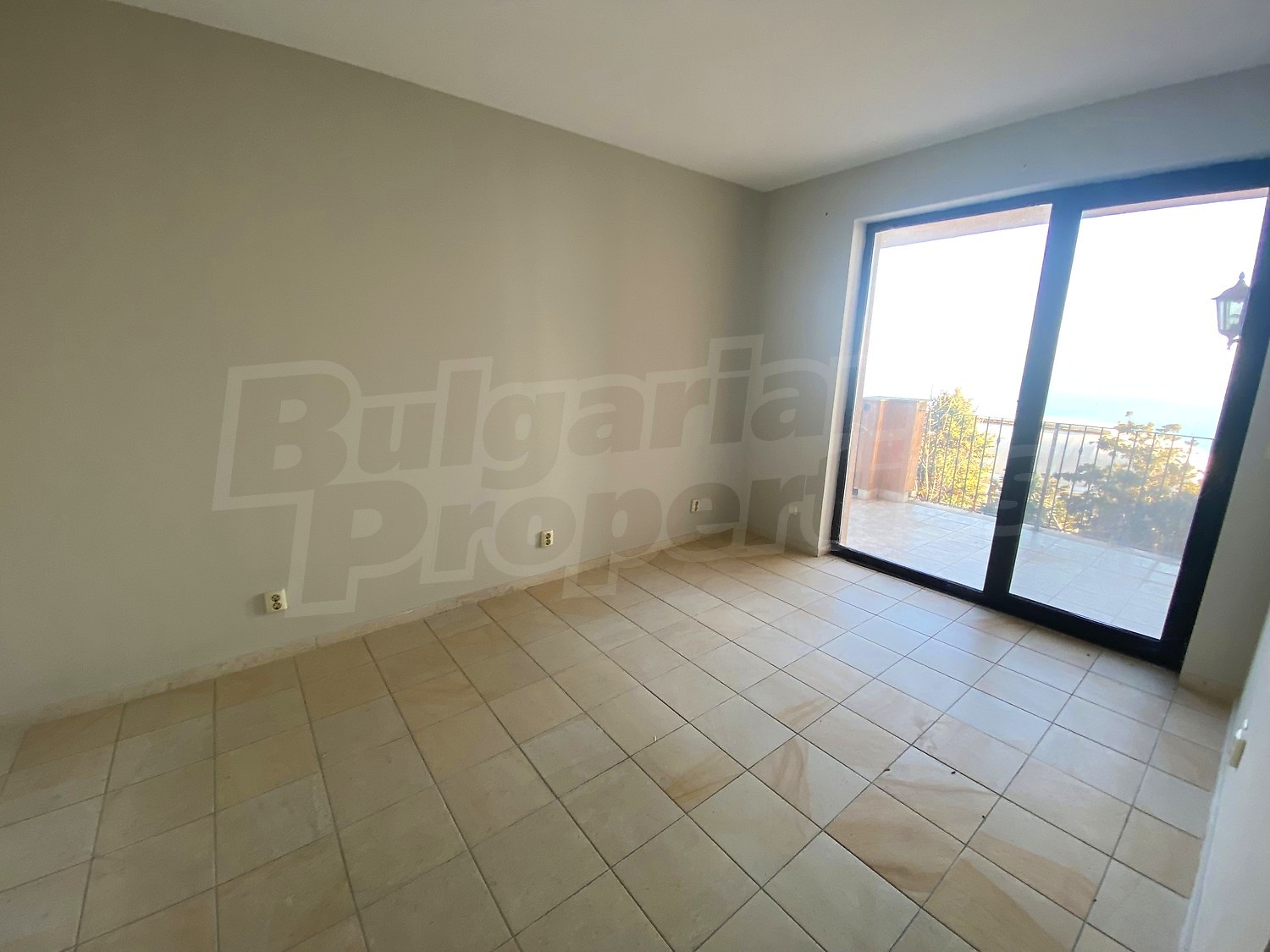 inside, balcony, view from balcony, unfurnished