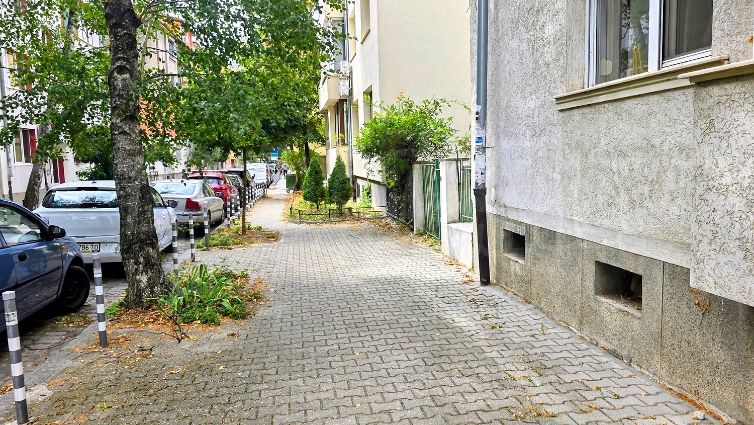 outside, facade, parking, garden