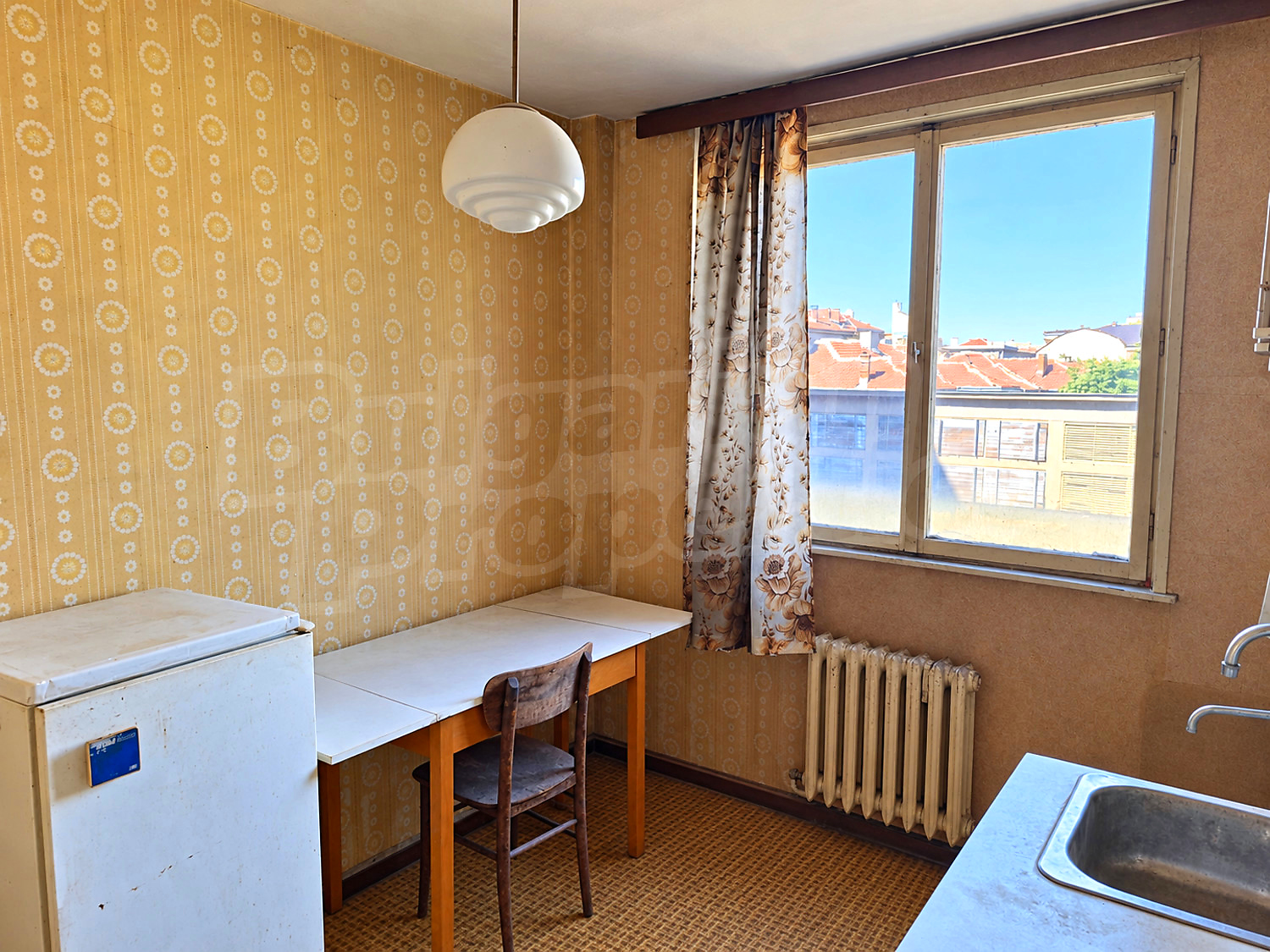 inside, kitchen, furnished