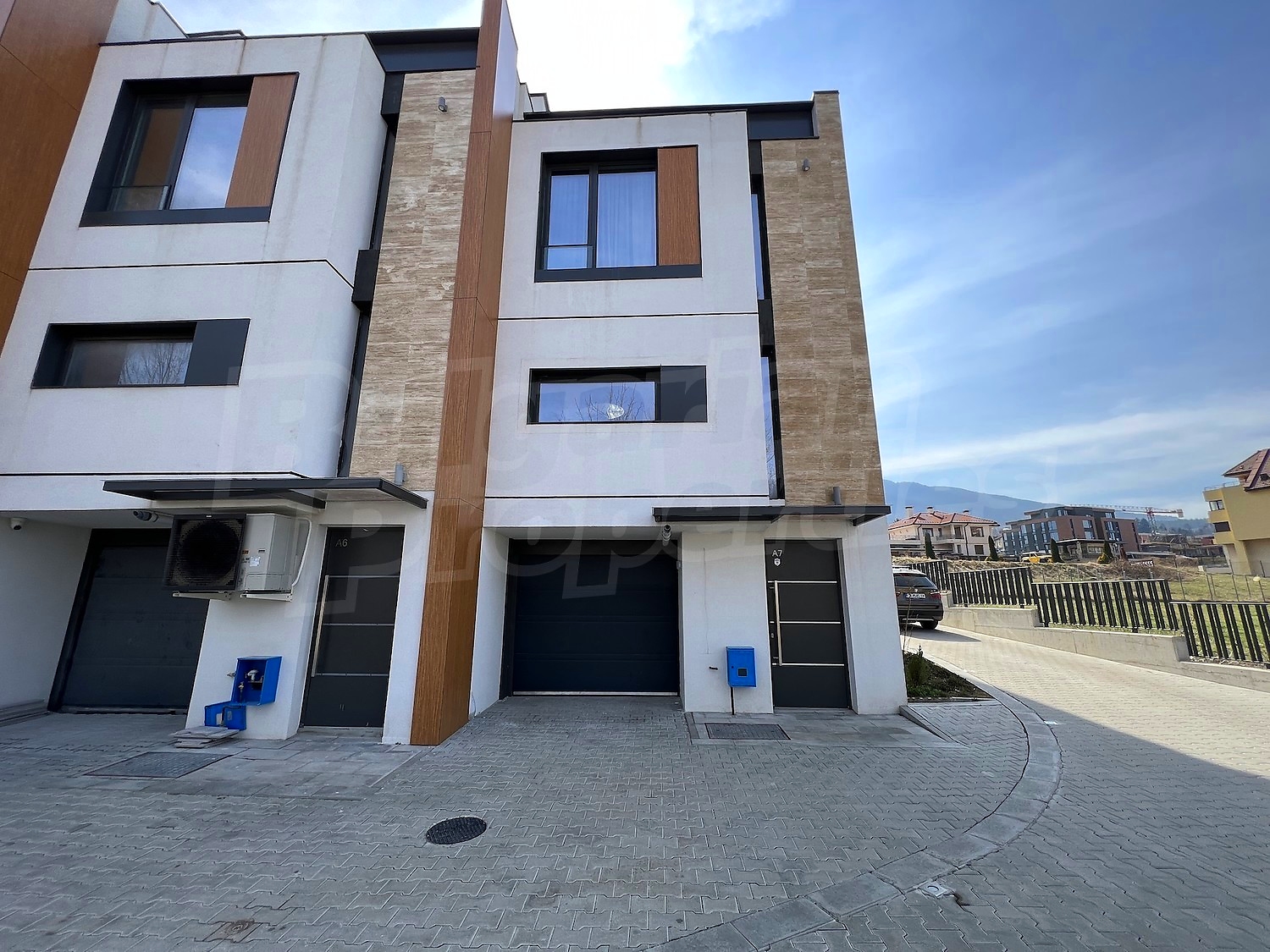 facade, parking, outside