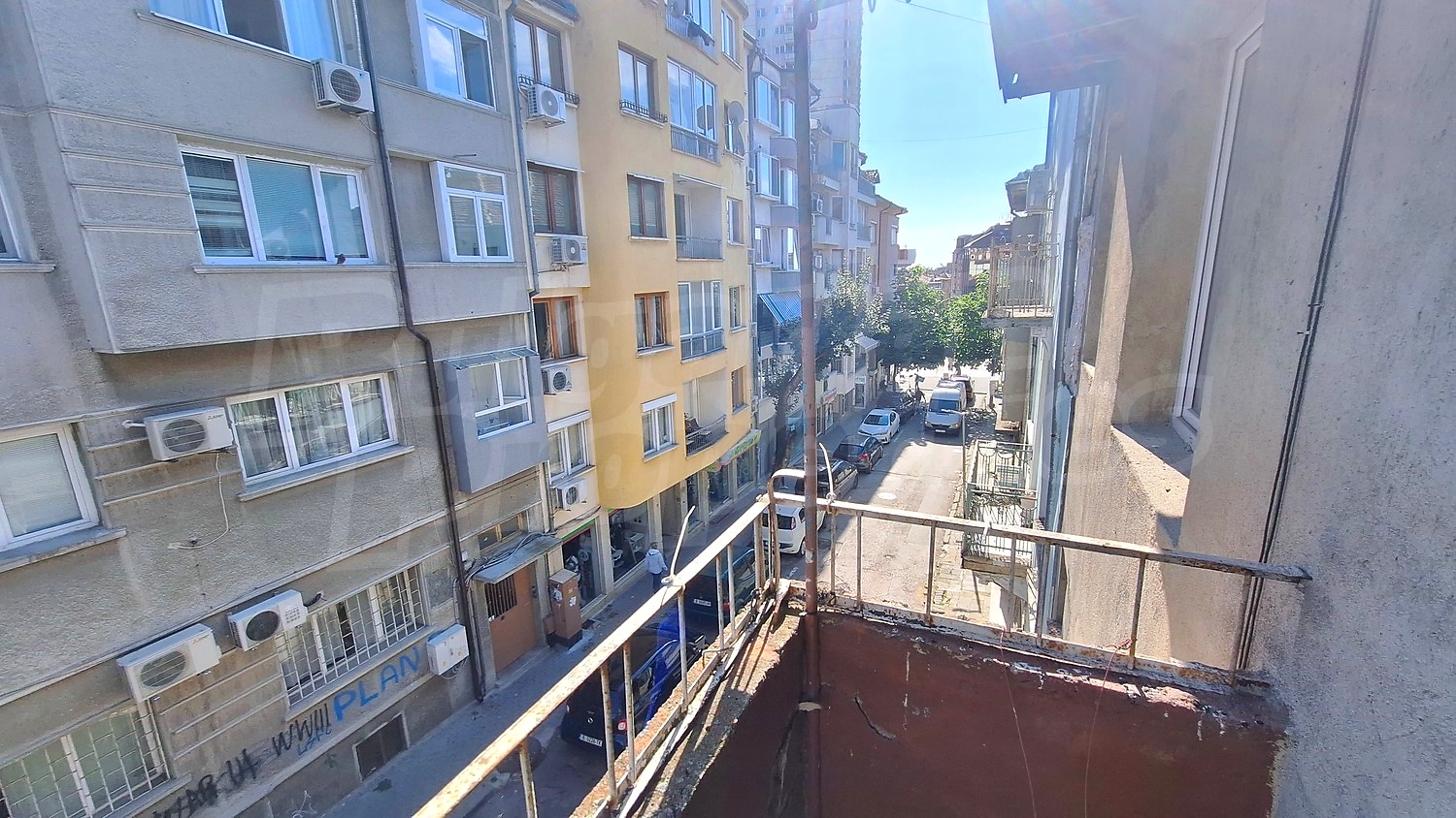 outside, view from balcony