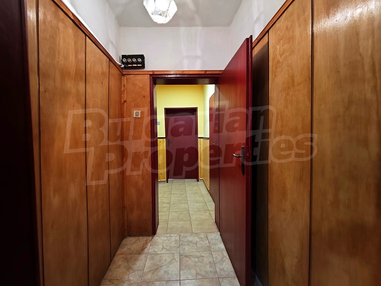 hallway, inside