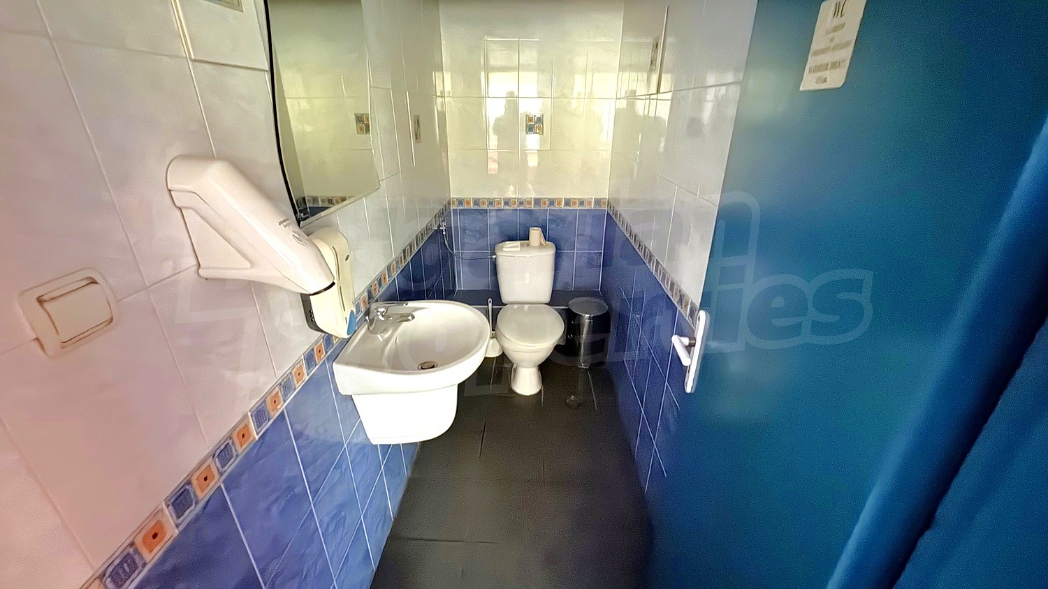 bathroom, toilet