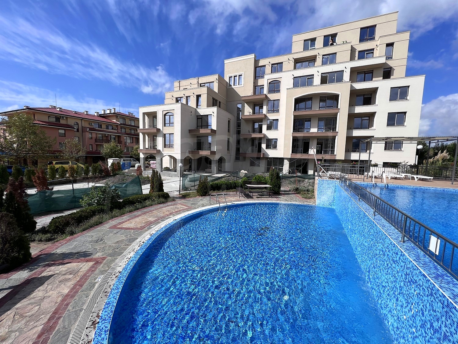 outside, pool, facade, garden