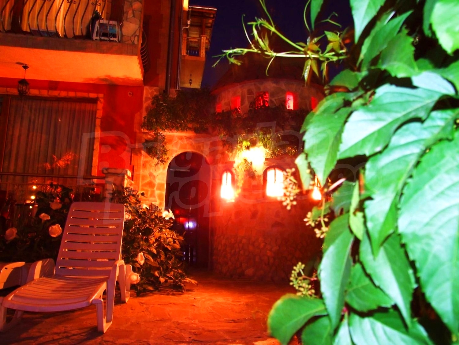 outside, garden, balcony