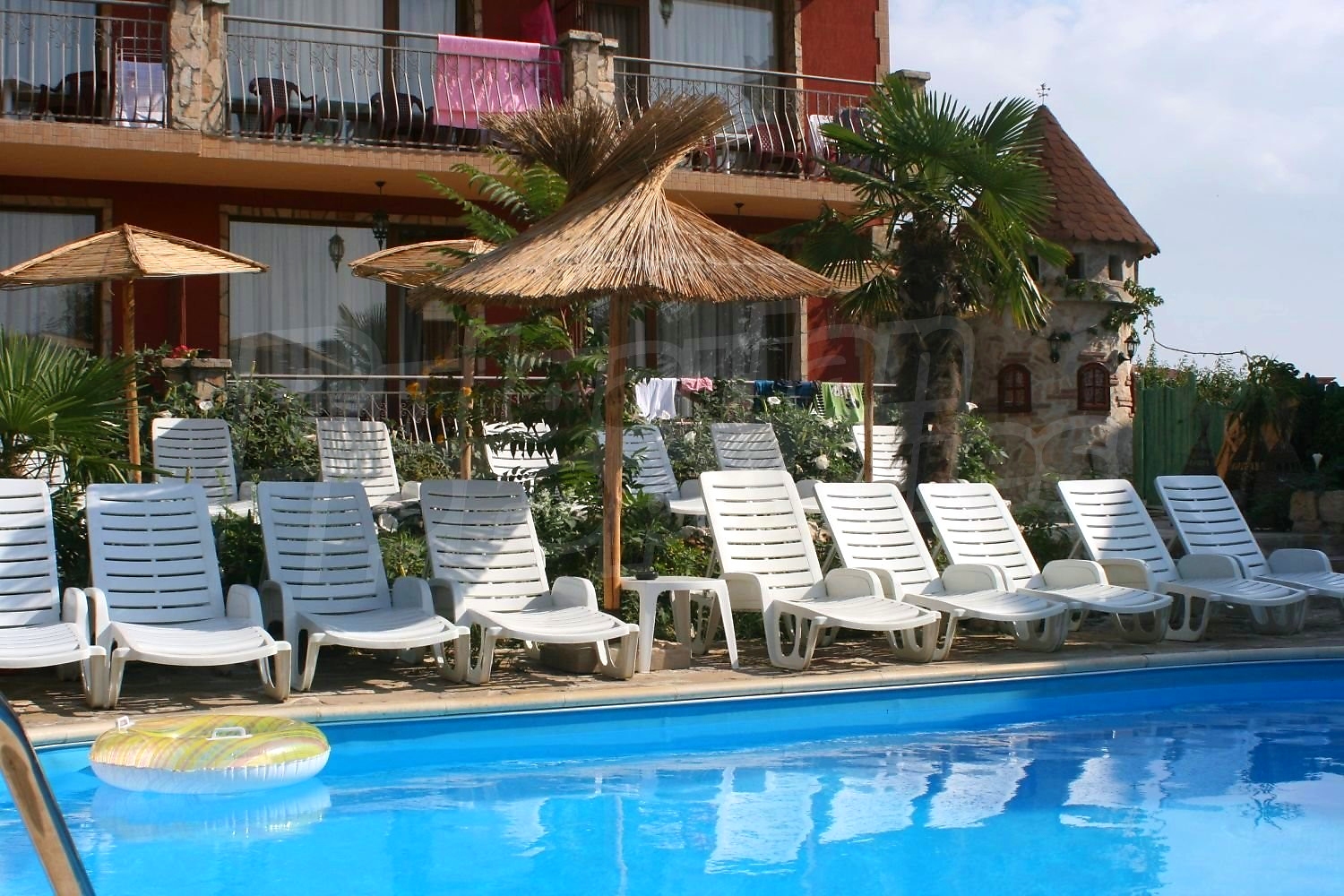 outside, pool, balcony