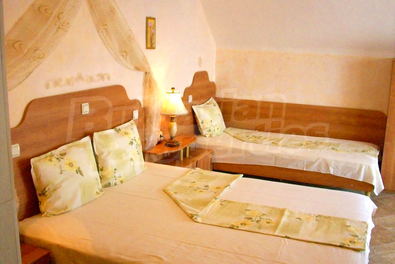 inside, bedroom, furnished