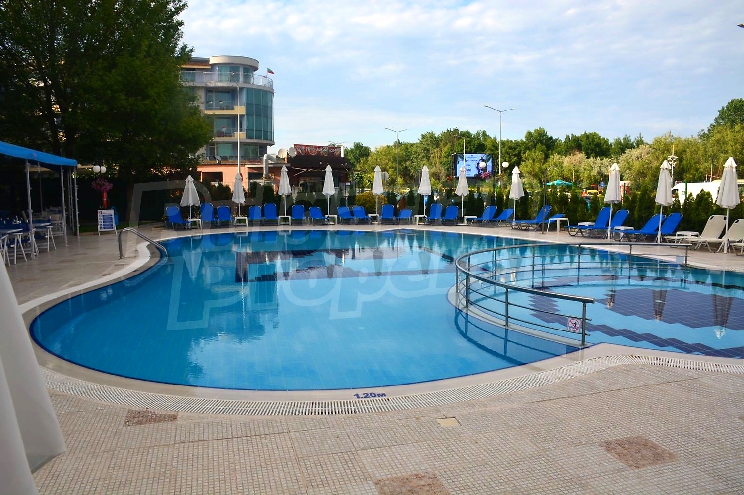 outside, pool, garden
