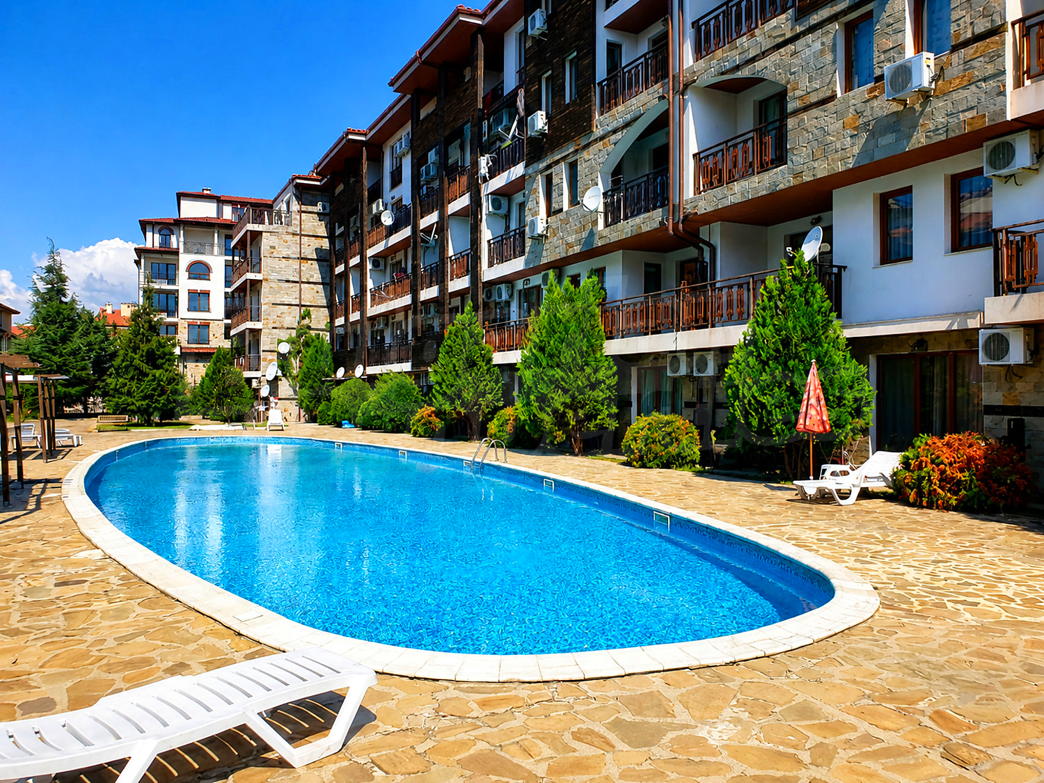 outside, pool, facade, garden