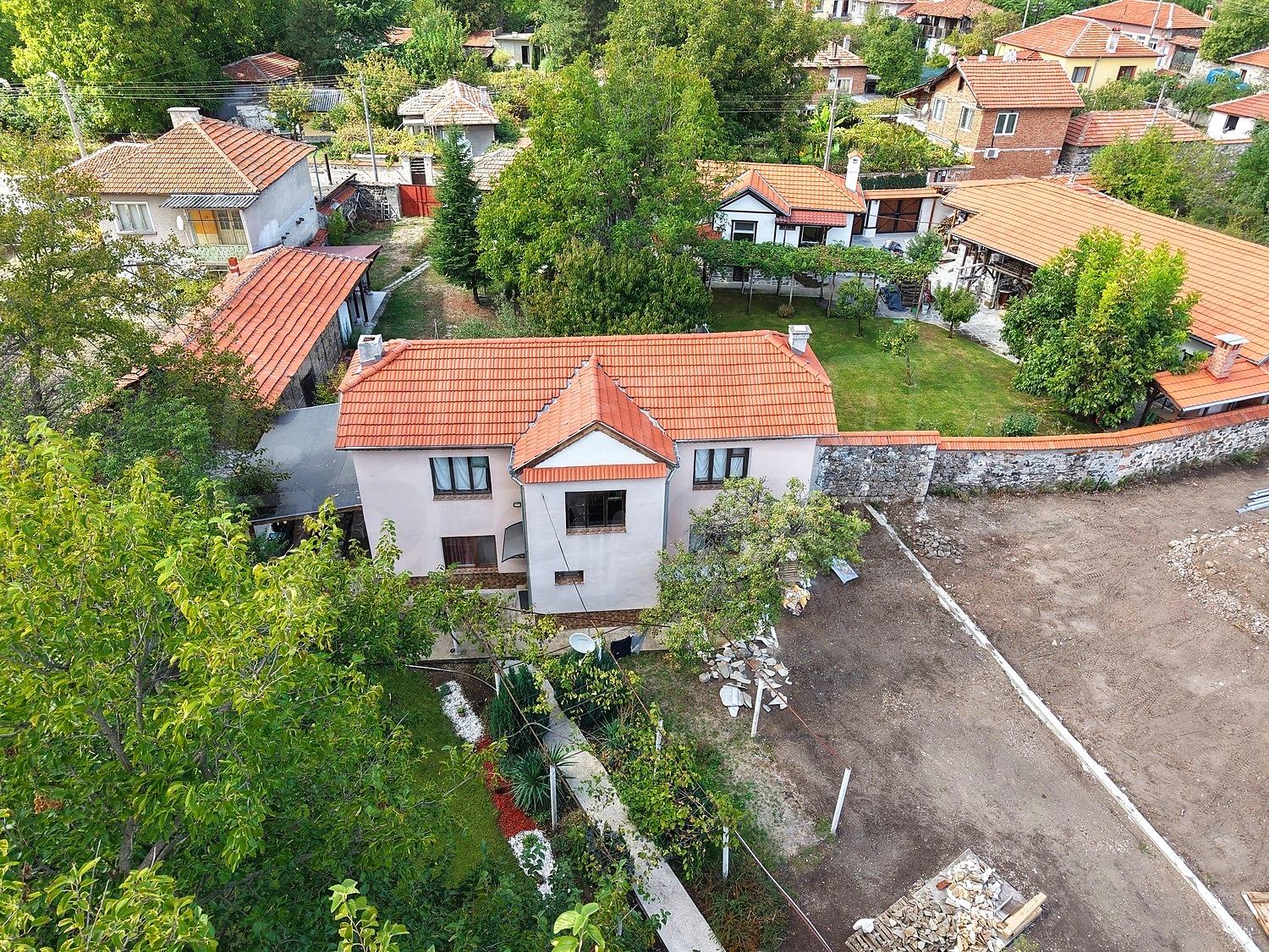 outside, garden, facade, green area