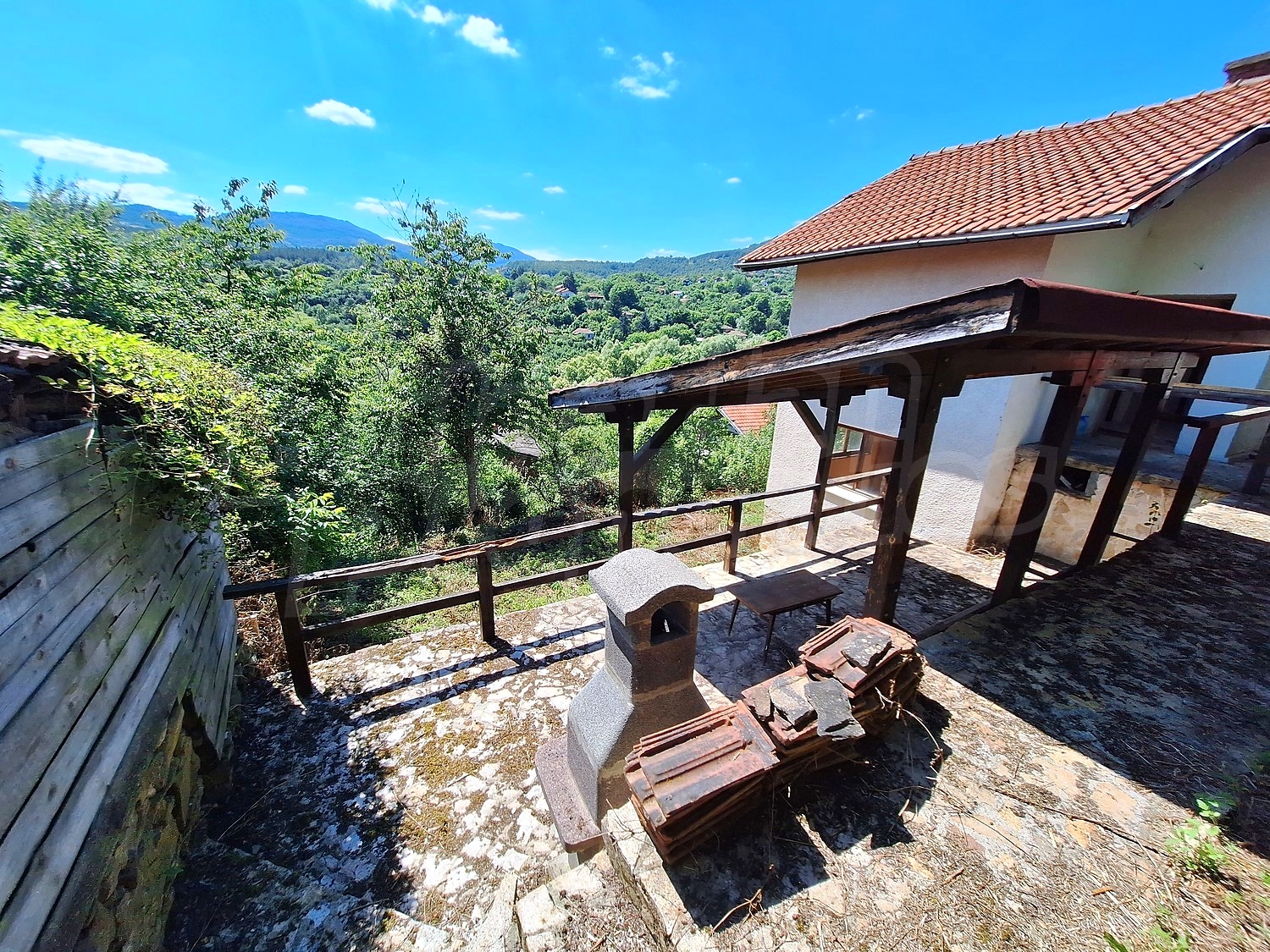 outside, view from balcony, green area, mountain