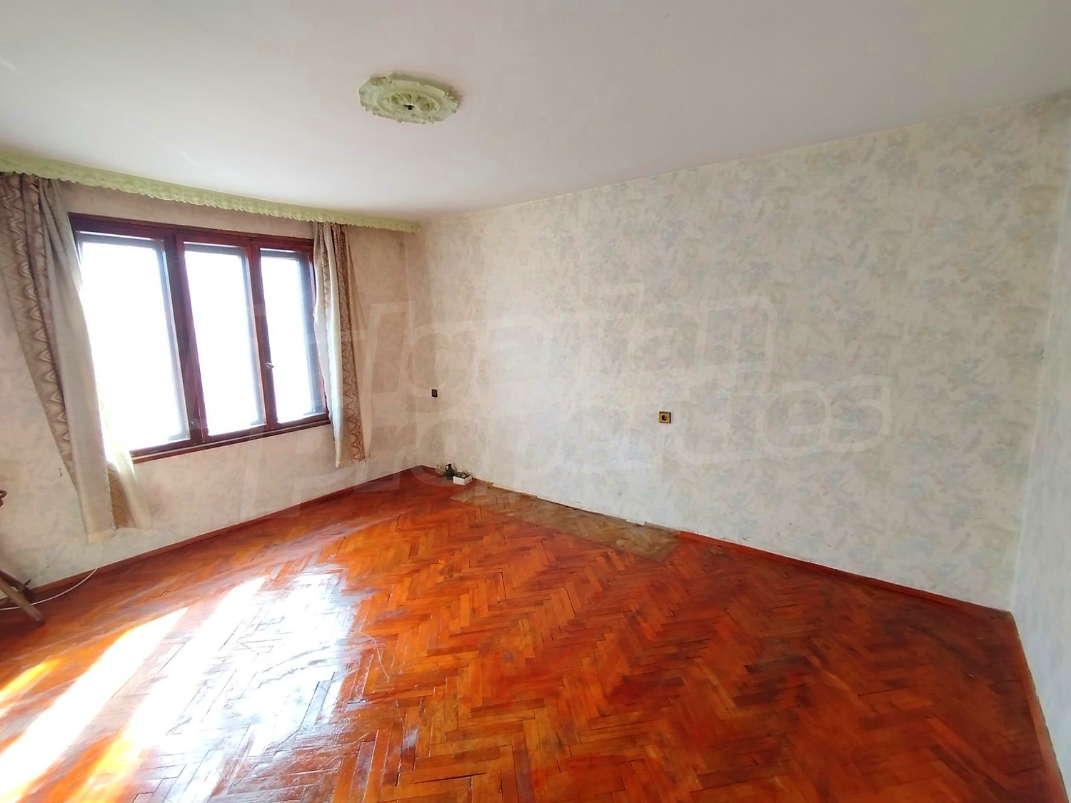 inside, unfurnished