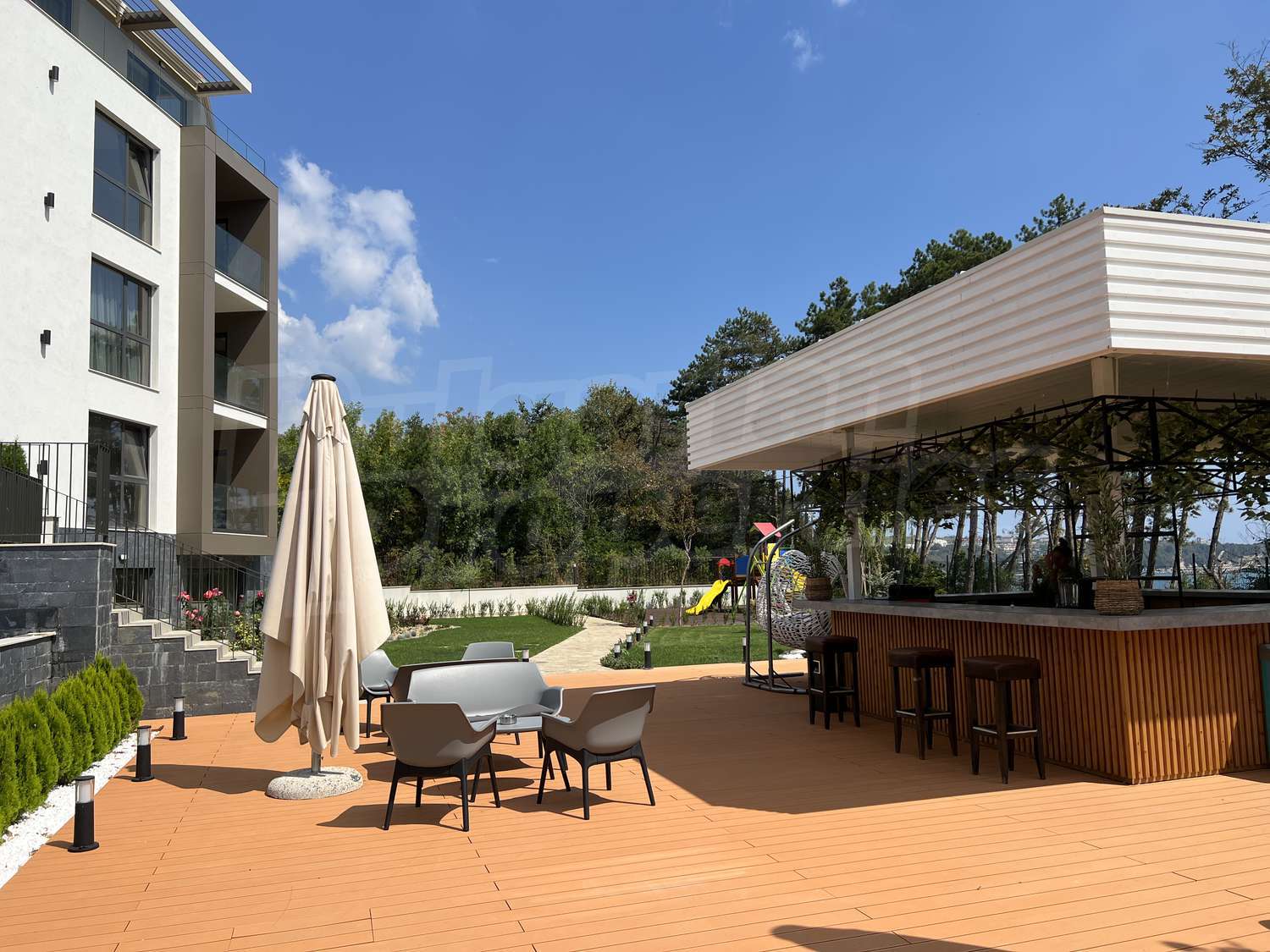 outside, garden, balcony