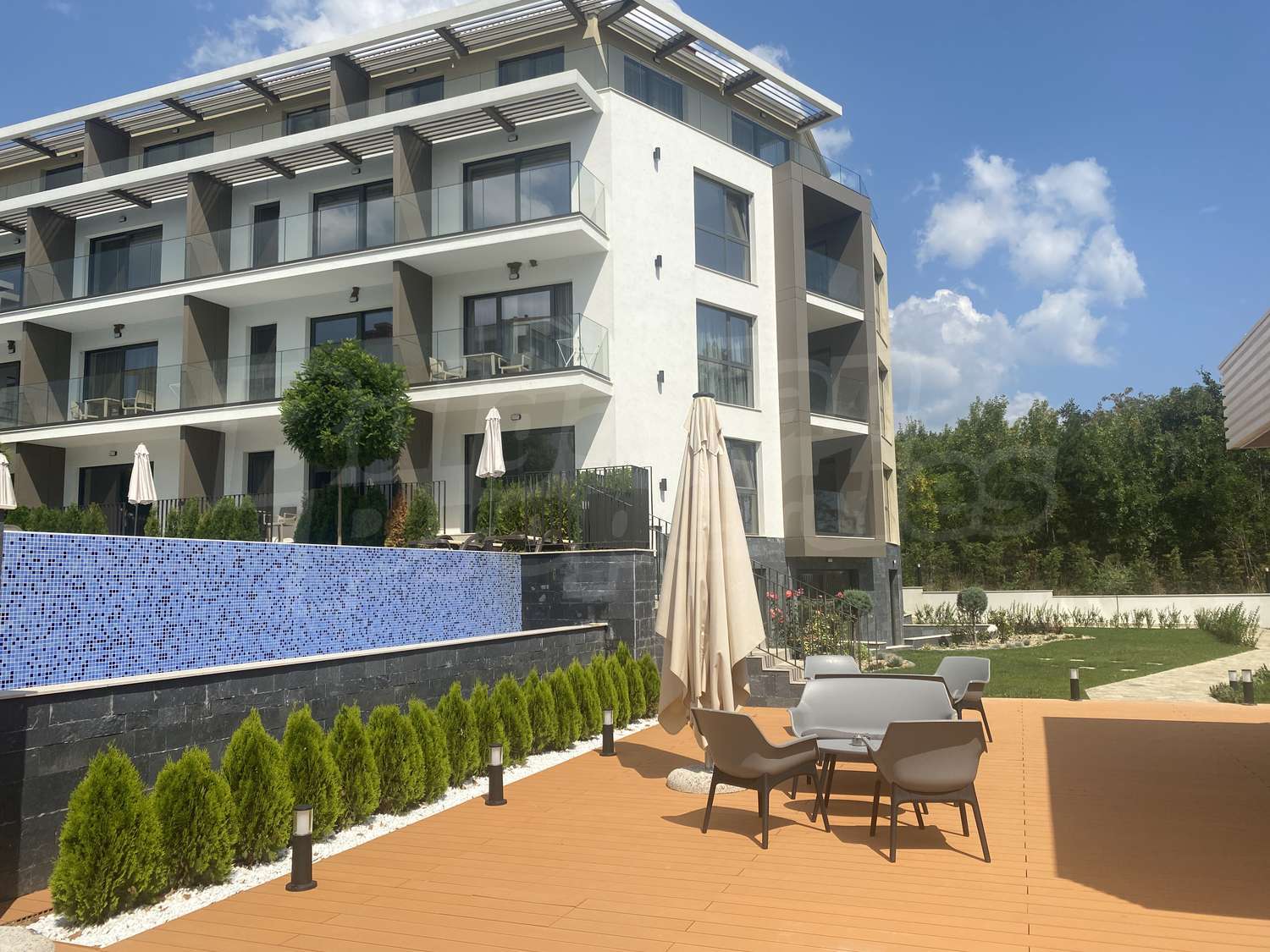 outside, facade, garden