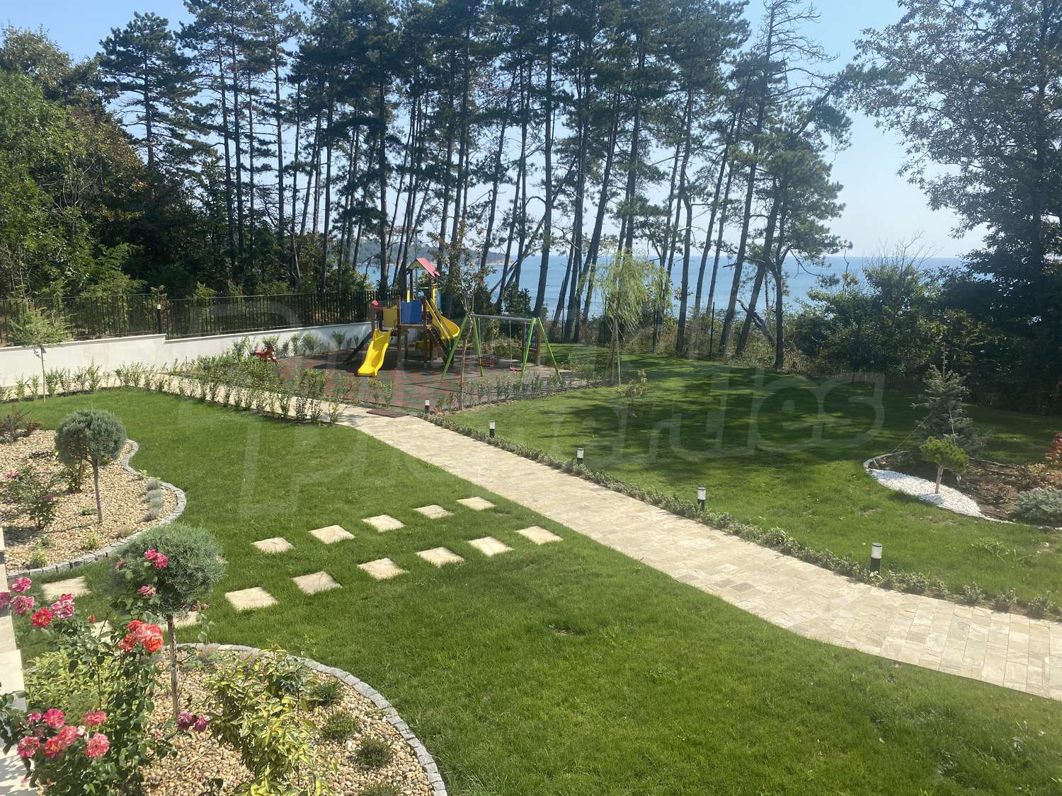 outside, garden, sea, green area