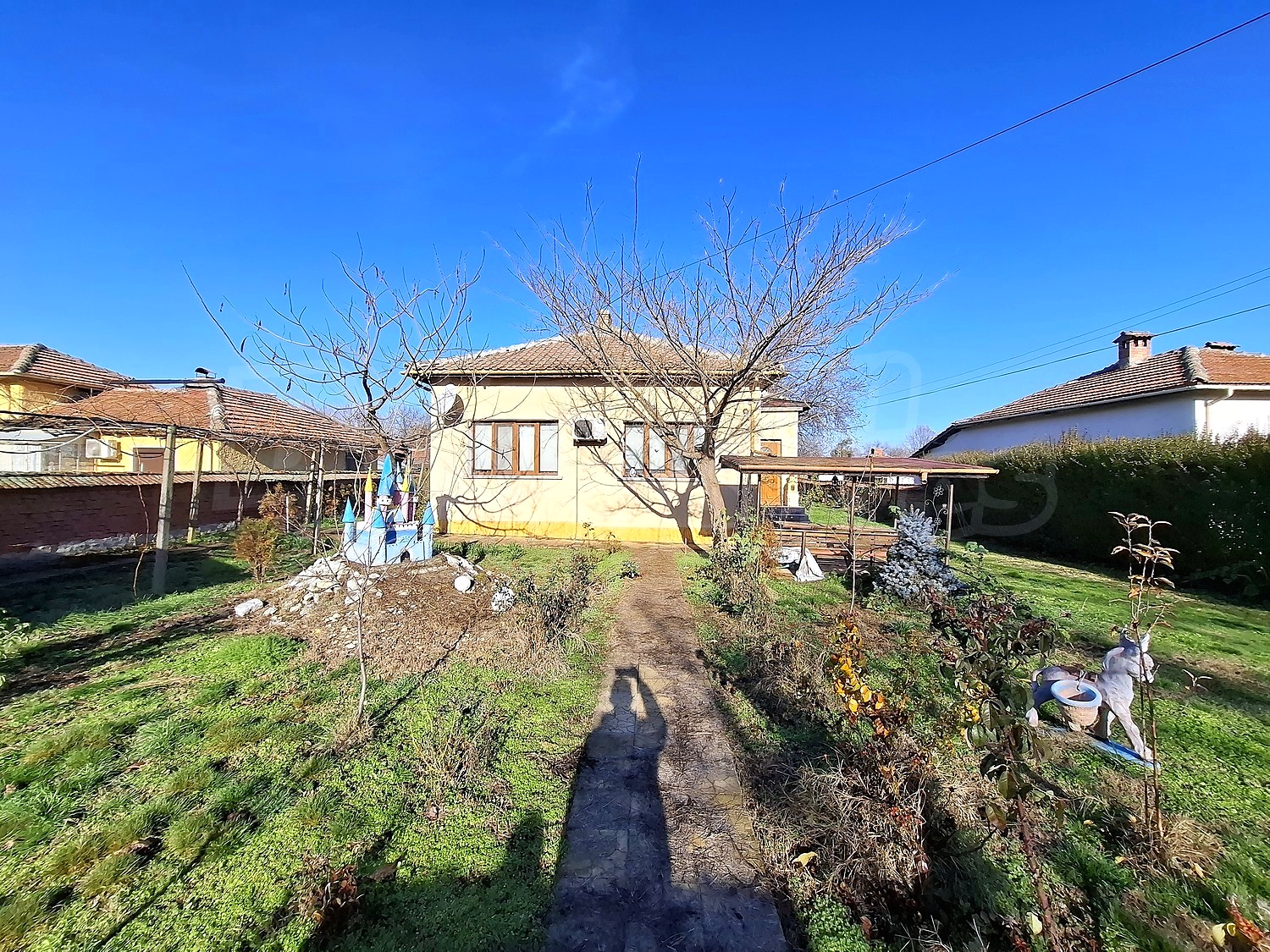 outside, garden, facade, green area