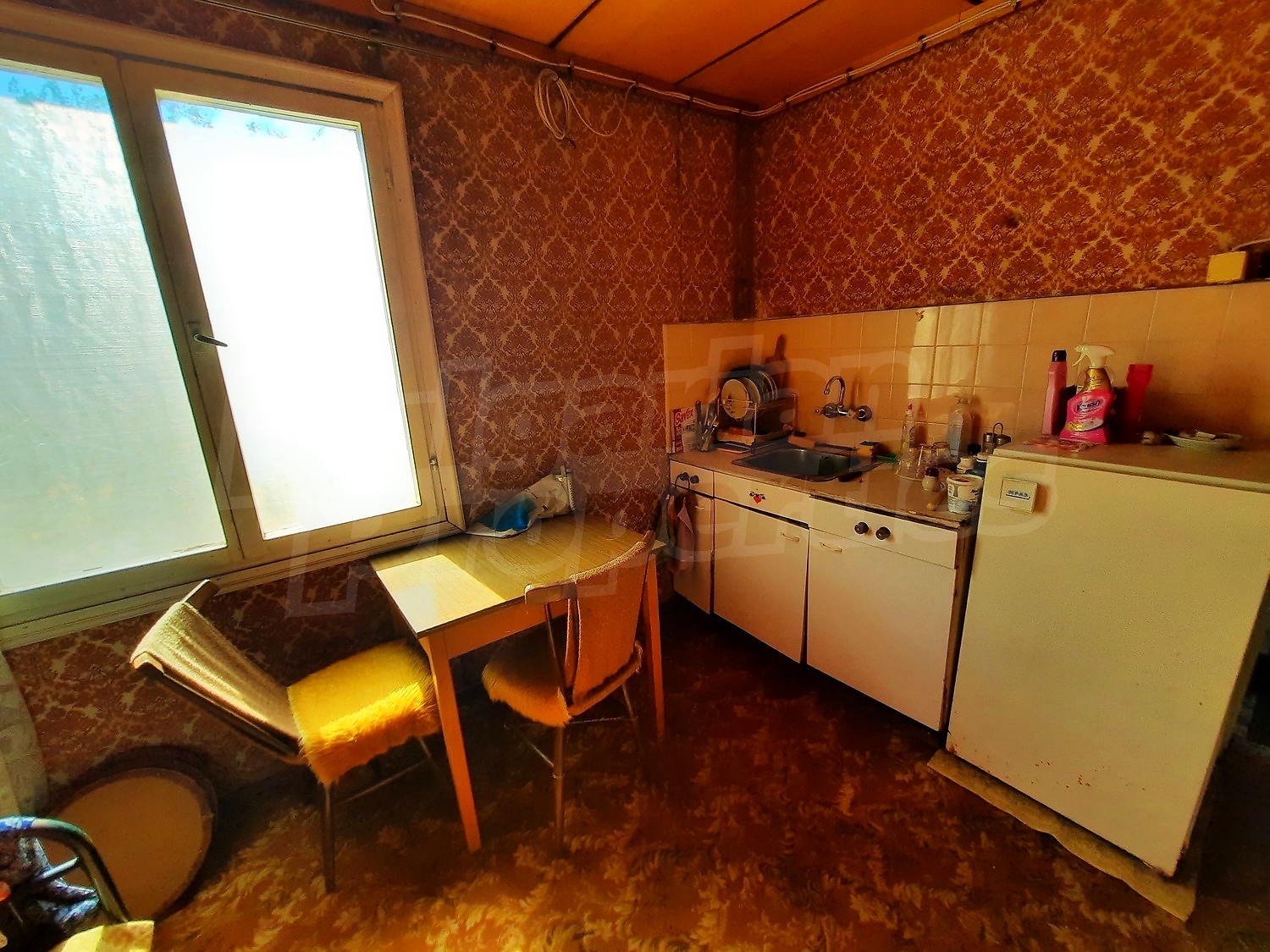inside, kitchen