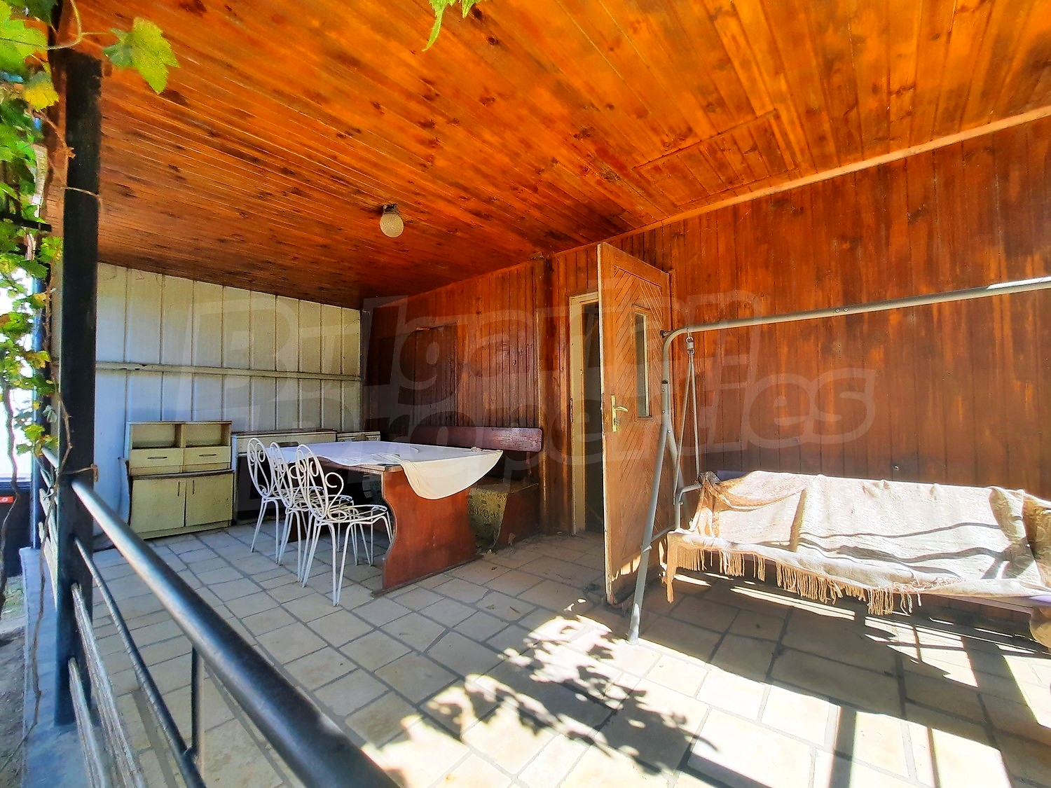 balcony, furnished, outside