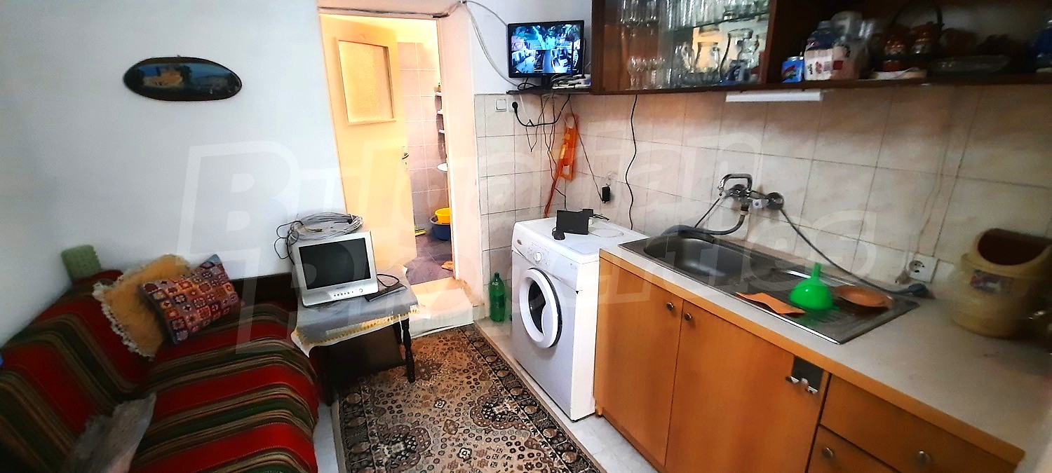 inside, kitchen, bathroom, furnished
